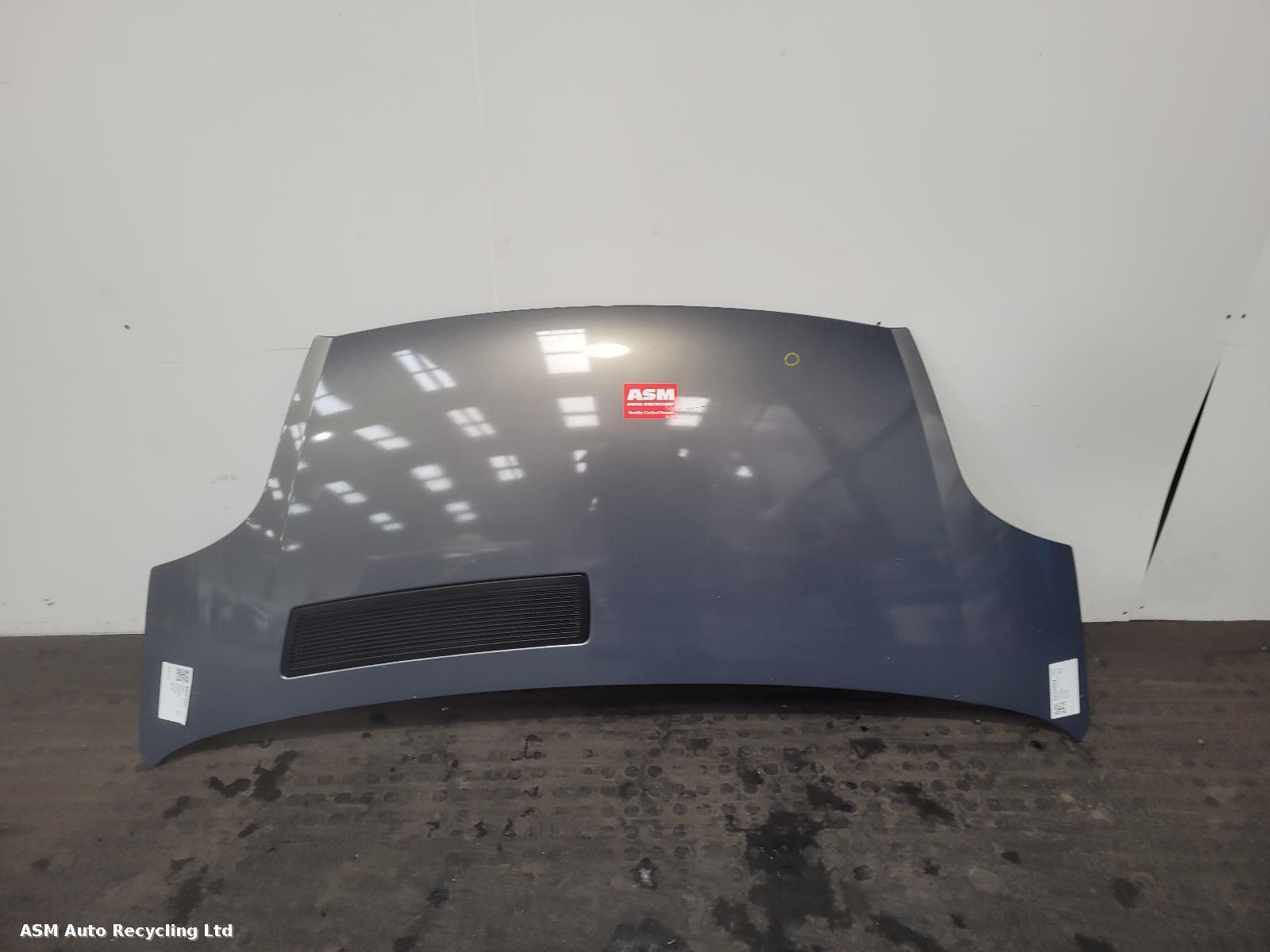 View Auto part Bonnet Vauxhall Vivaro 2014
