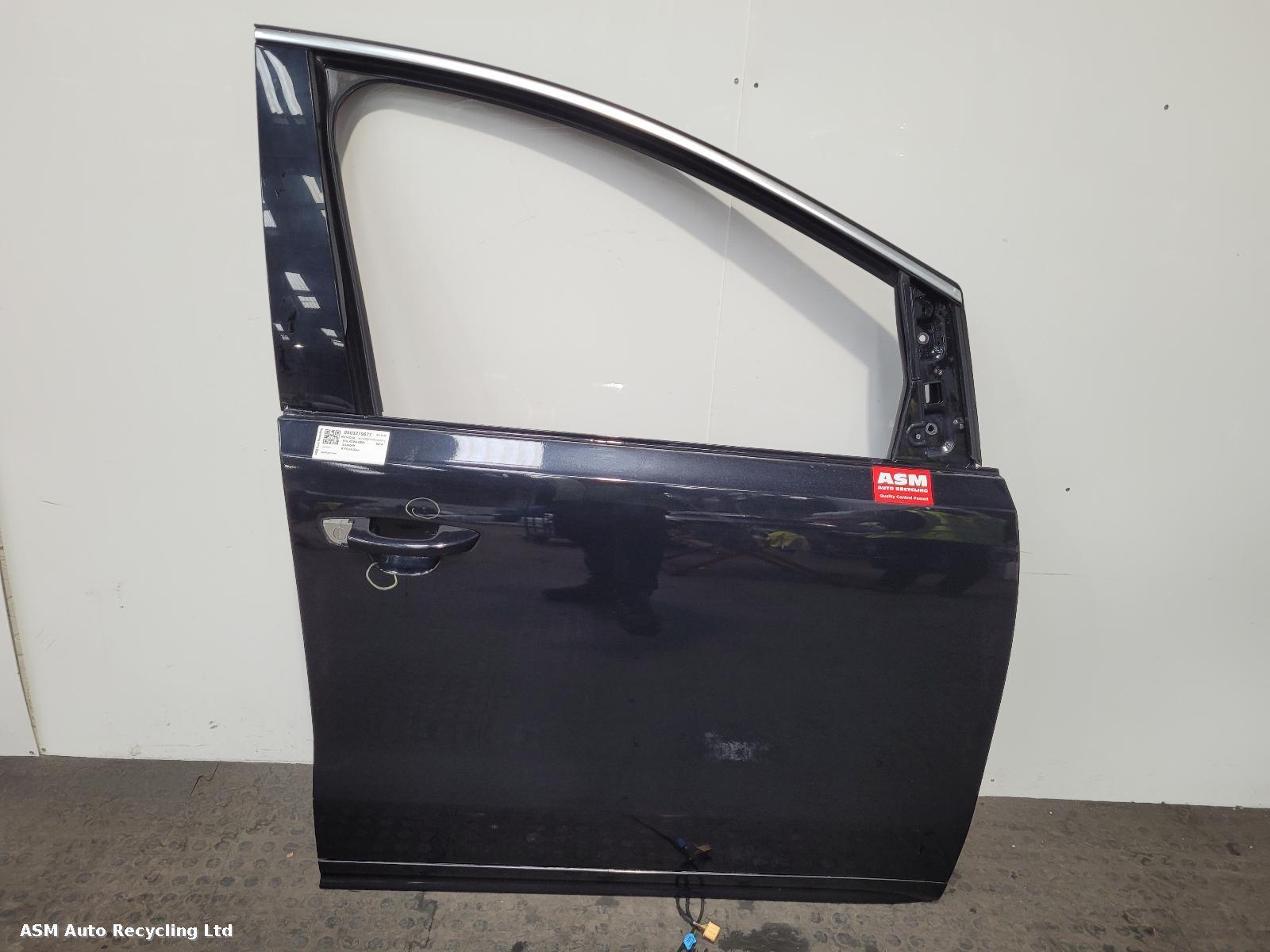 View Auto part R Front Door Volkswagen Sharan 2014