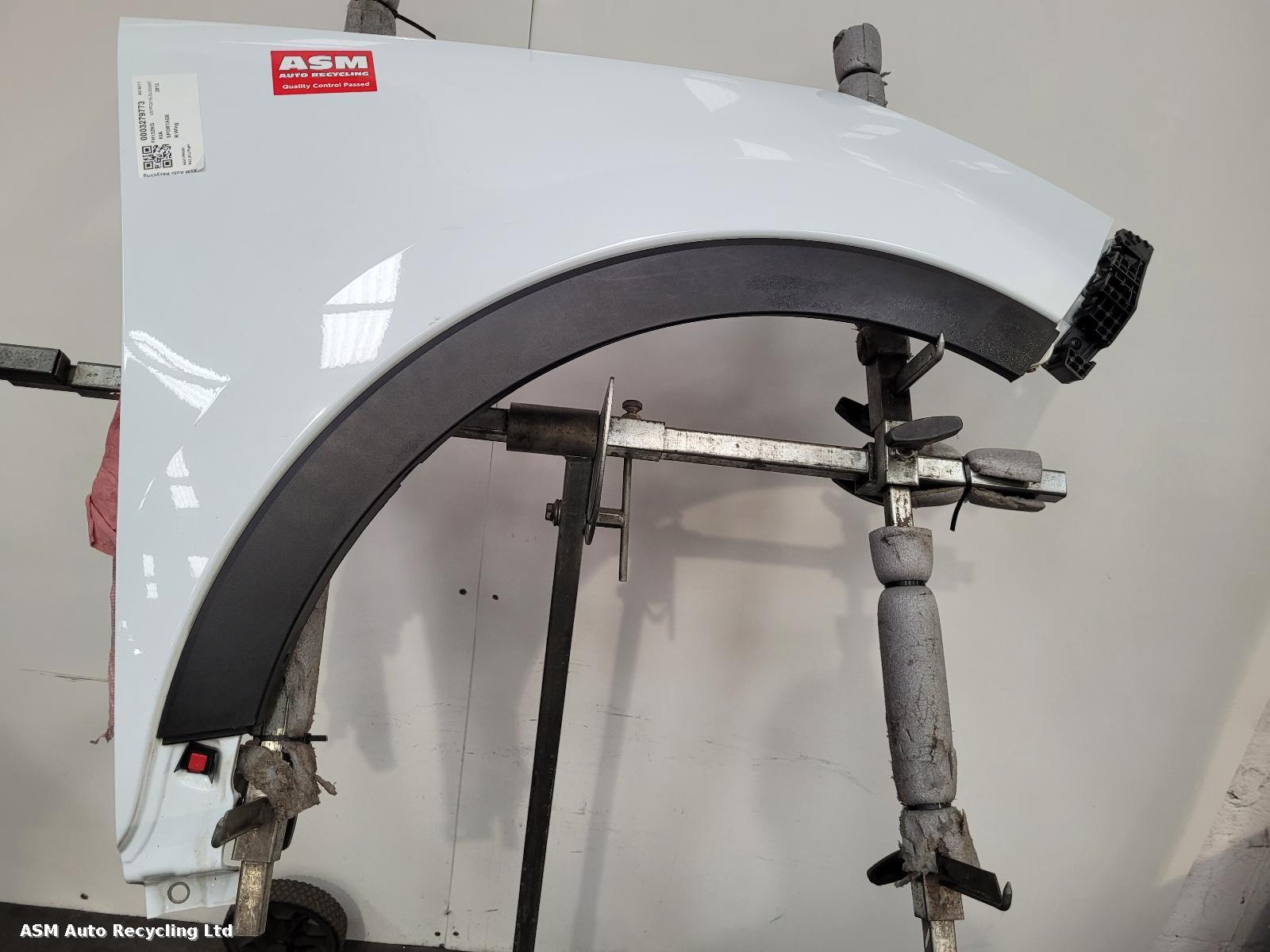 View Auto part R Wing Kia Sportage 2013
