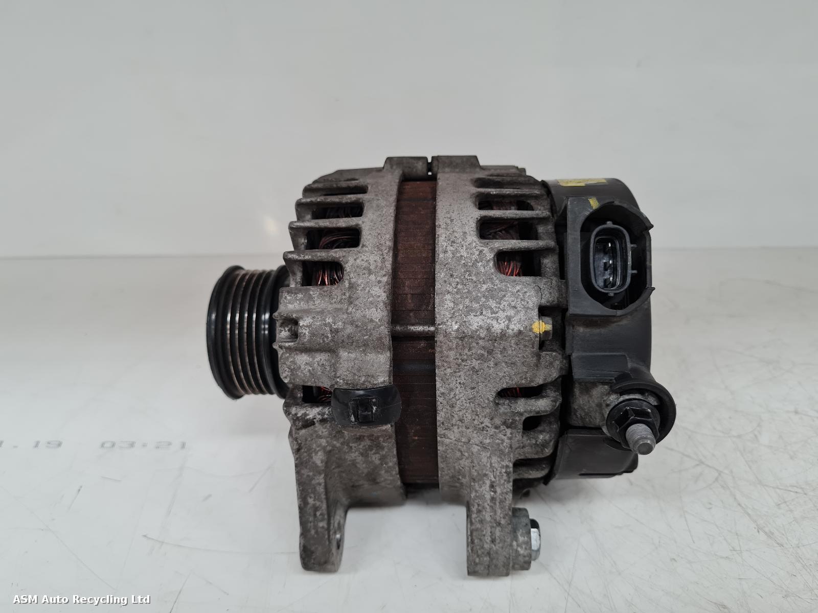 View Auto part Alternator Kia Sportage 2013