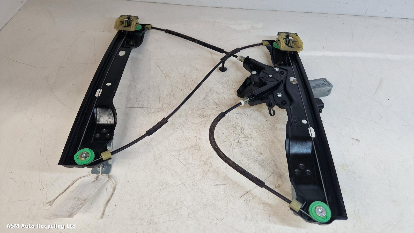 View Auto part RF Window Regulator Ford Focus 2015
