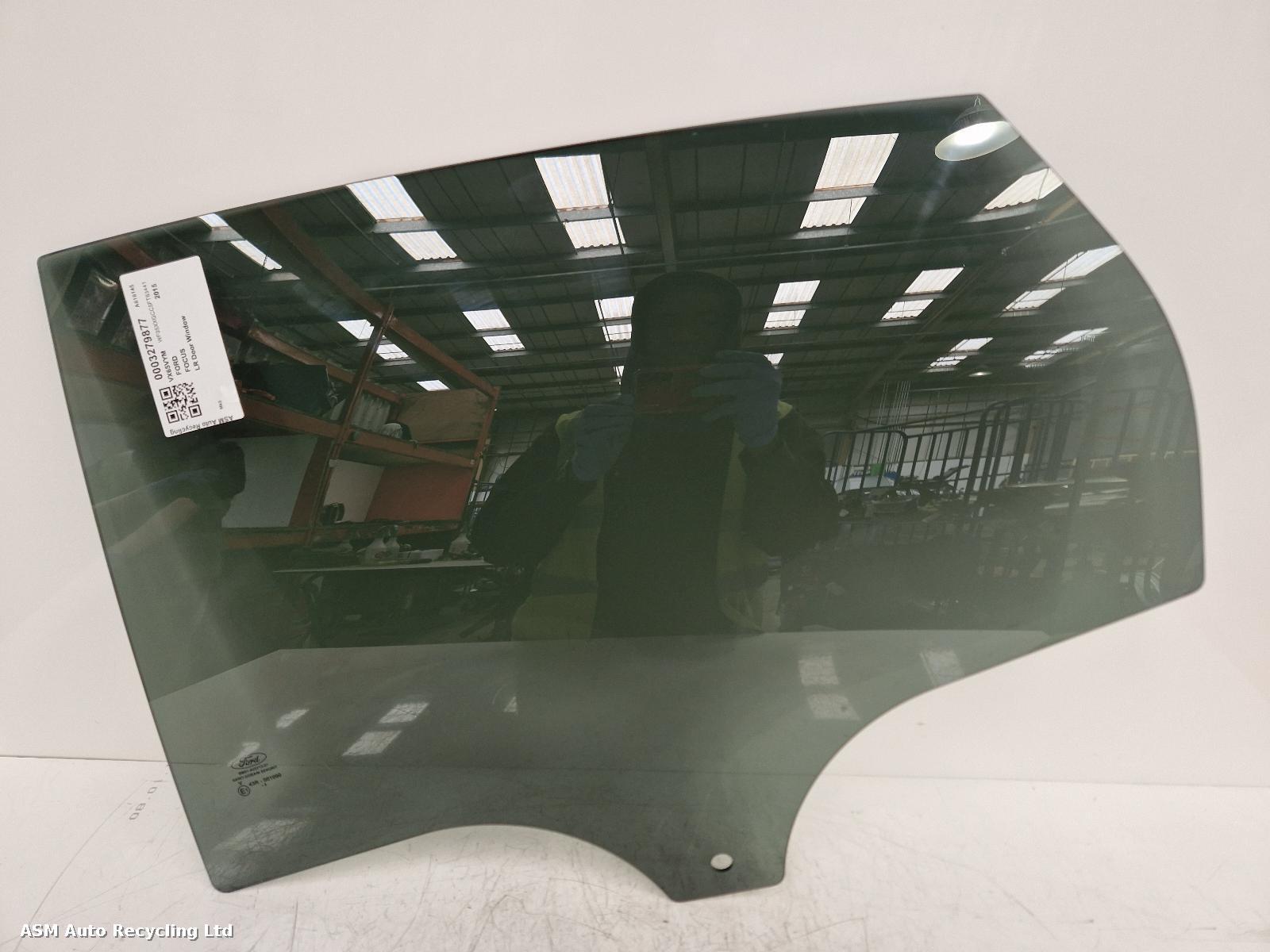 View Auto part LR Door Window Ford Focus 2015