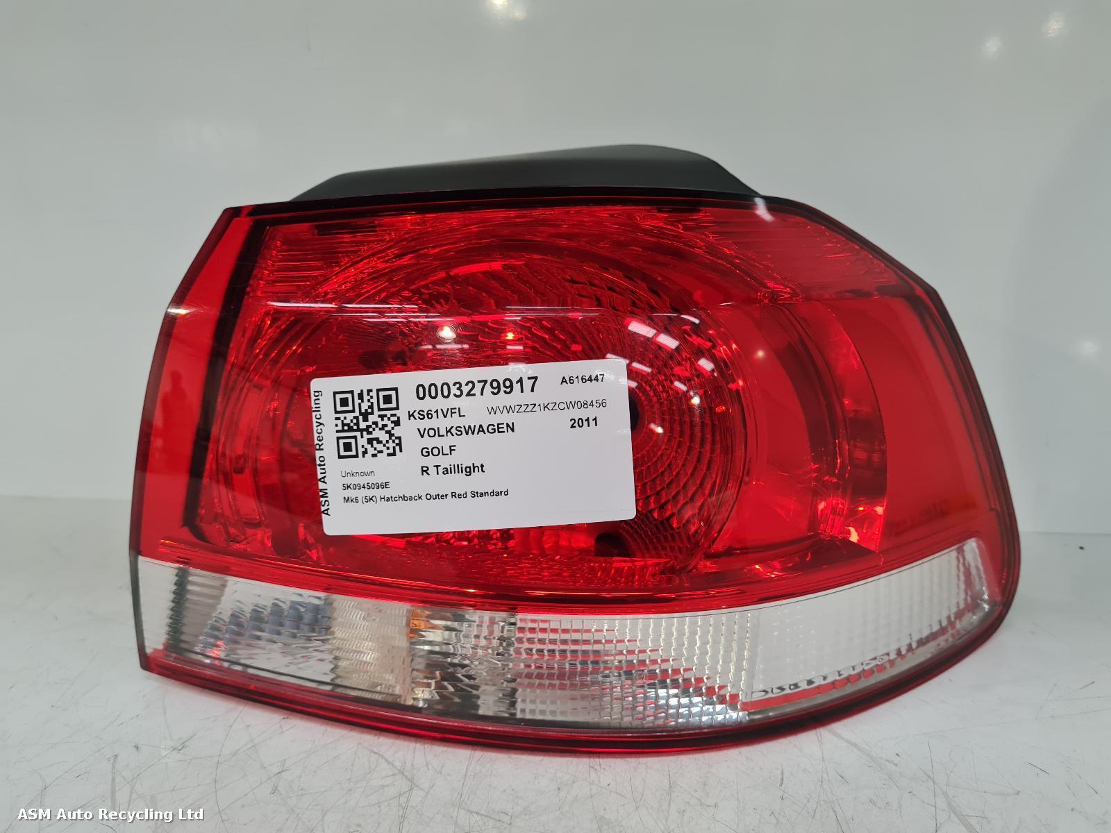 View Auto part R Taillight Volkswagen Golf 2011