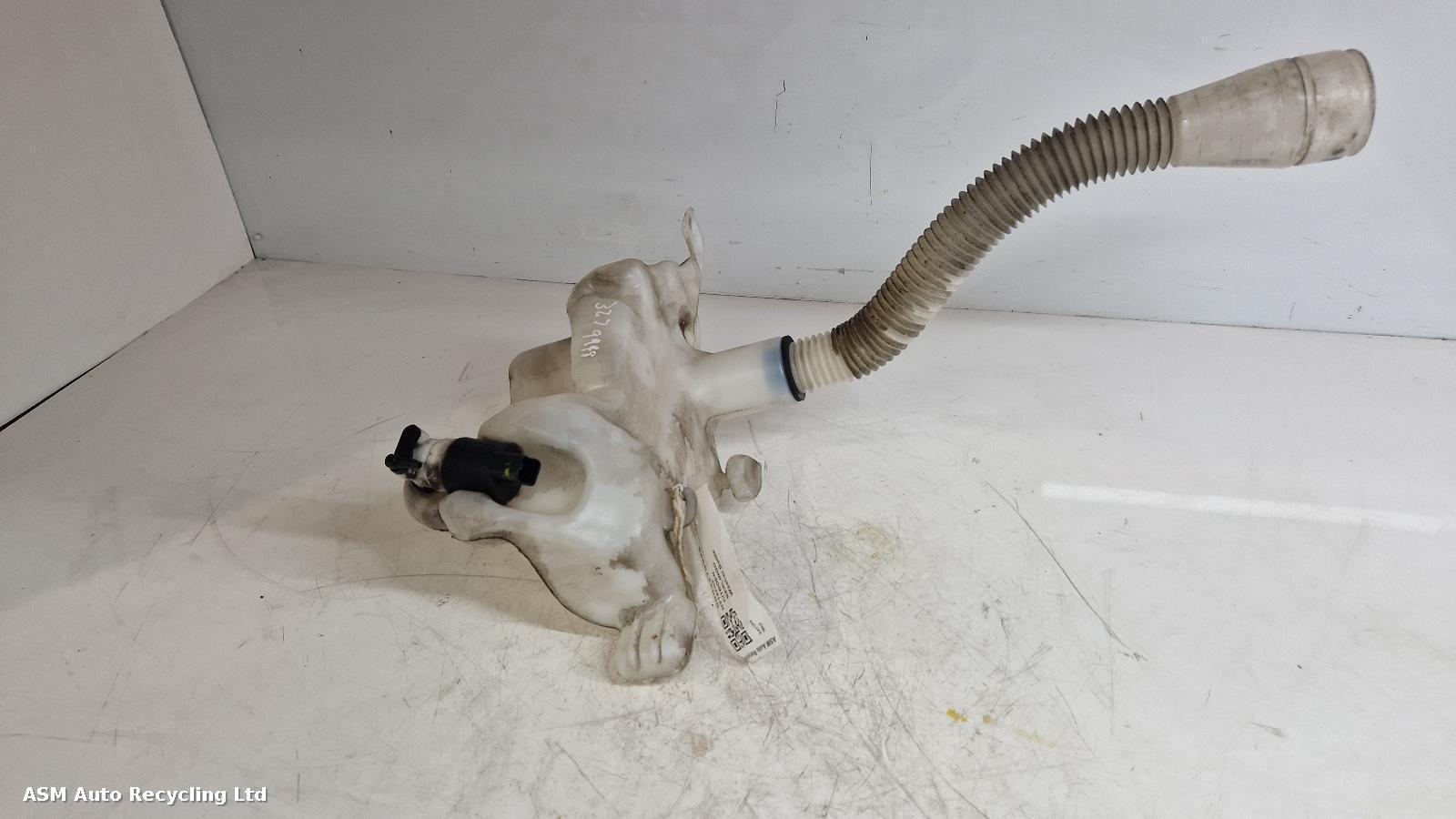 View Auto part Washer Bottle Citroen Berlingo 2014