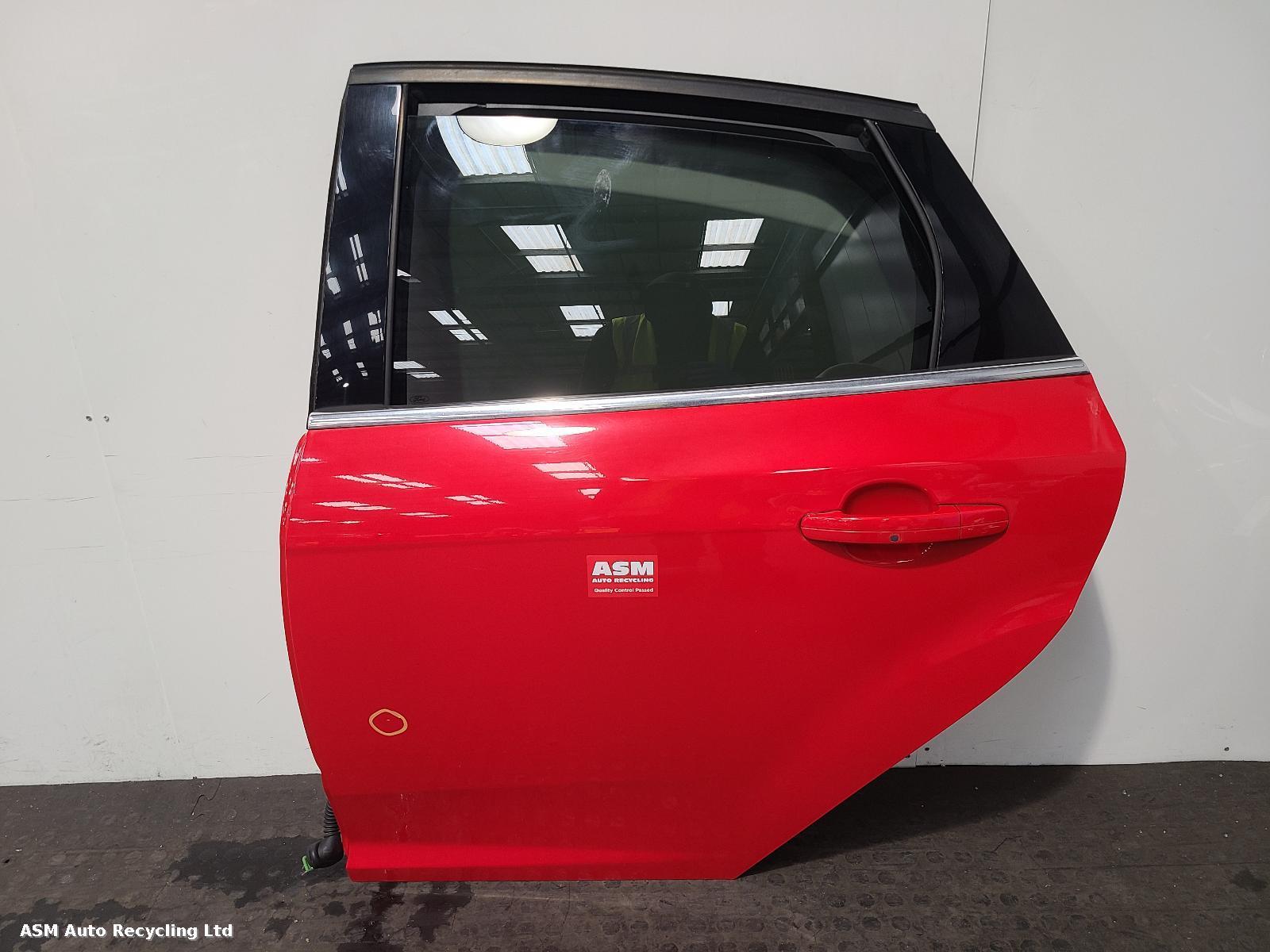 View Auto part L Rear Door Ford Focus 2014
