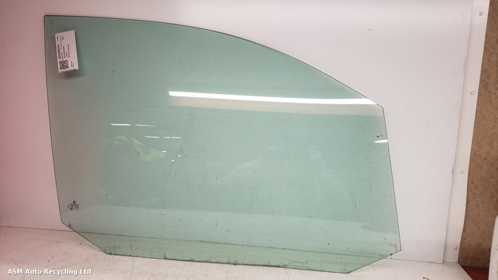 View Auto part RF Door Window Volkswagen Caddy 2007