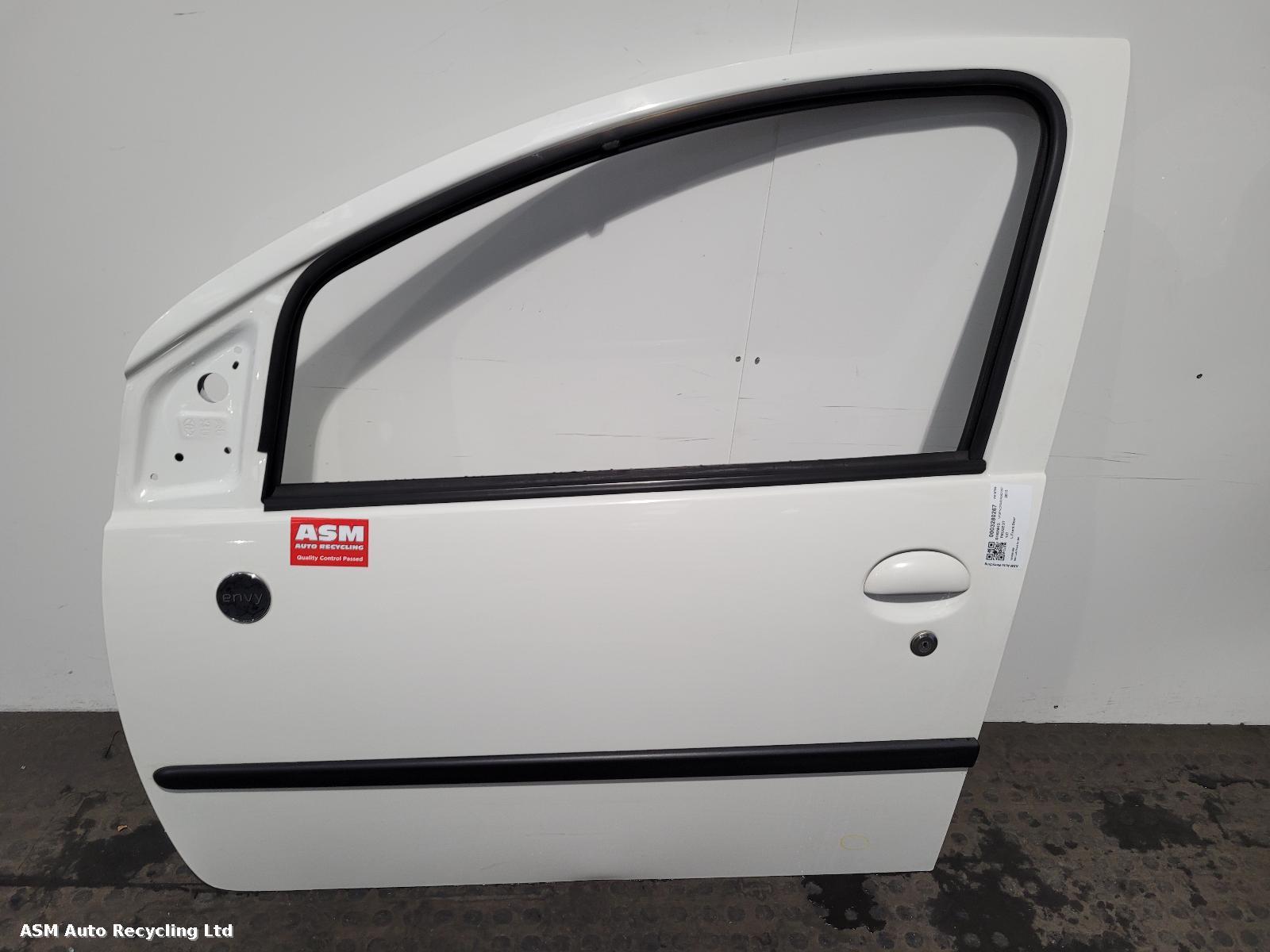 View Auto part L Front Door Peugeot 107 2013