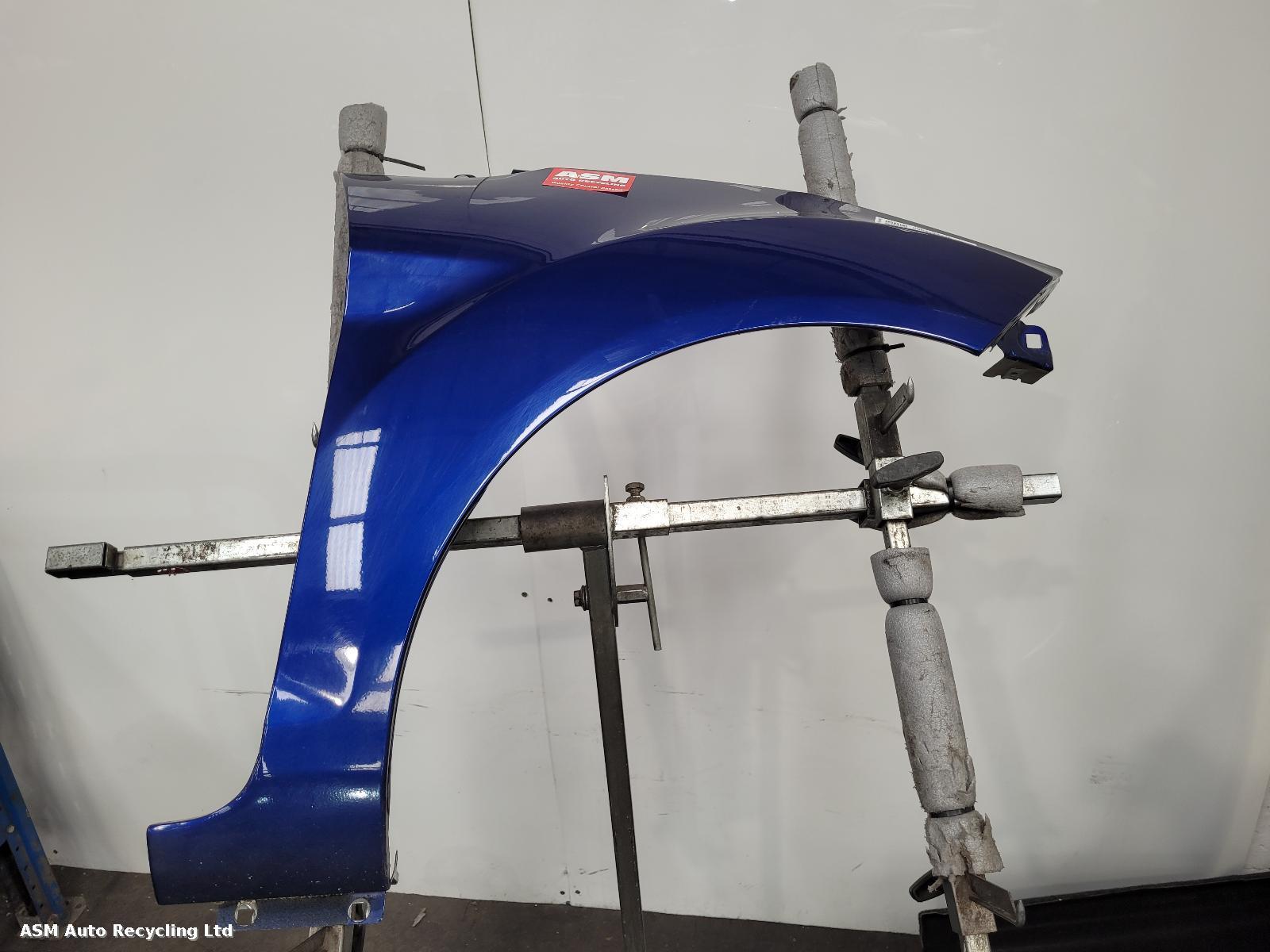 View Auto part R Wing Ford Fiesta 2016