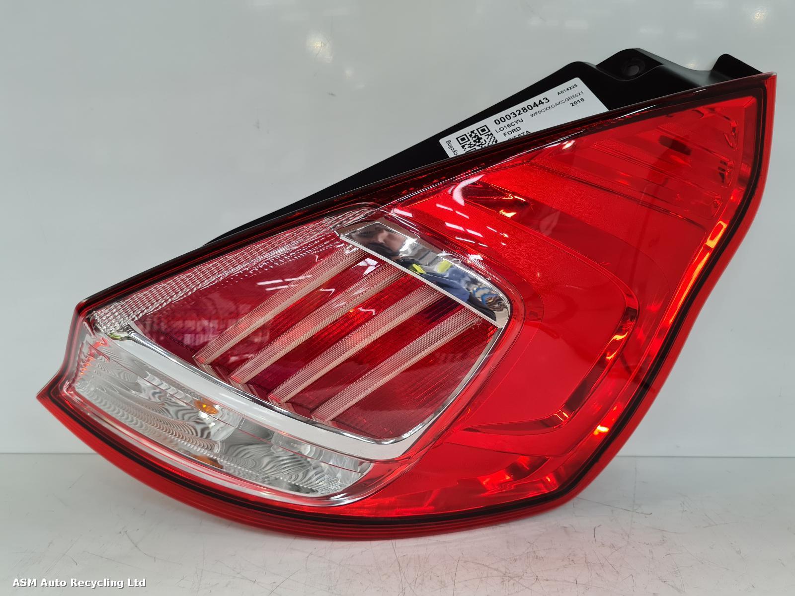 View Auto part R Taillight Ford Fiesta 2016