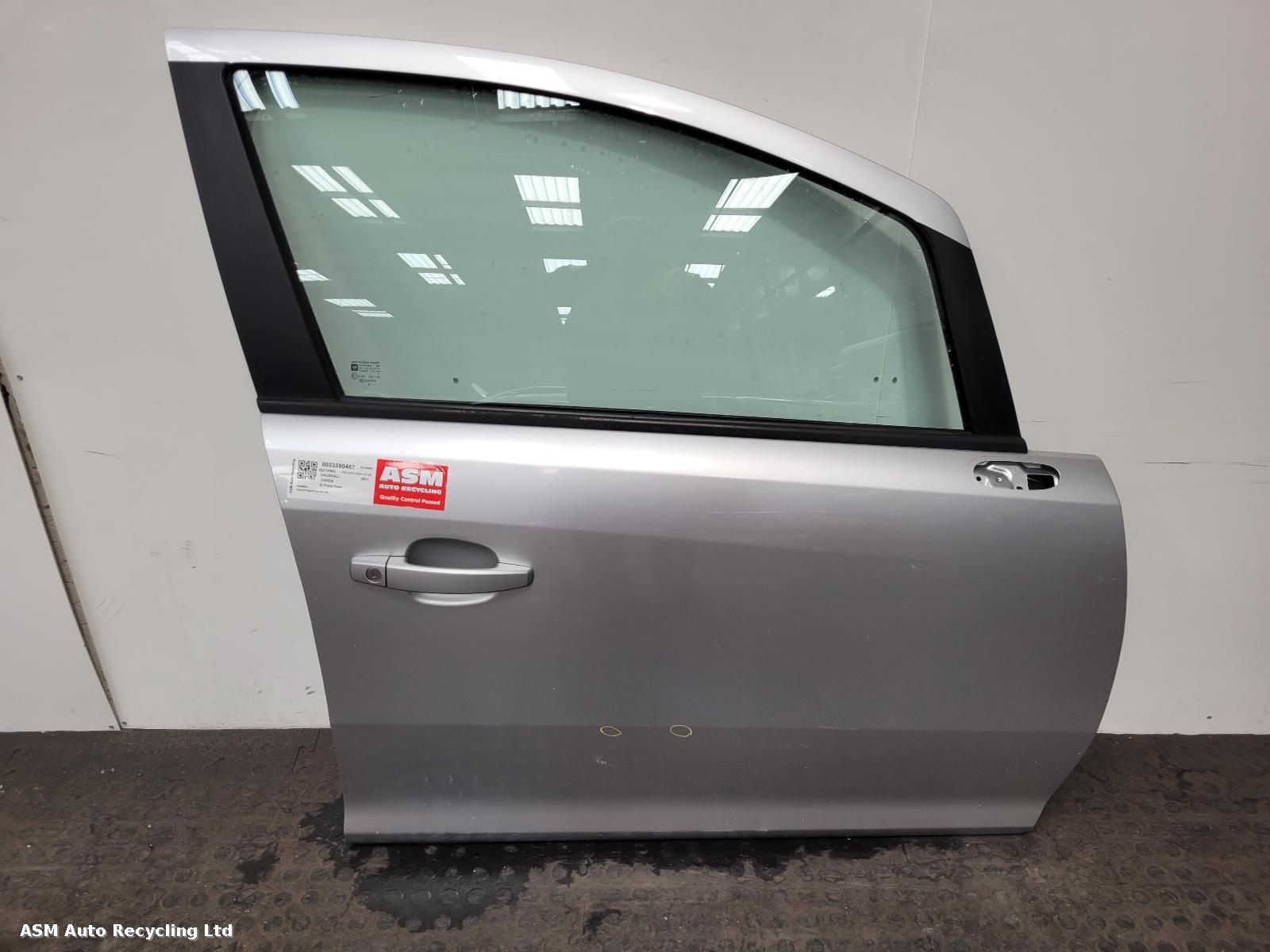 View Auto part R Front Door Vauxhall Corsa 2011