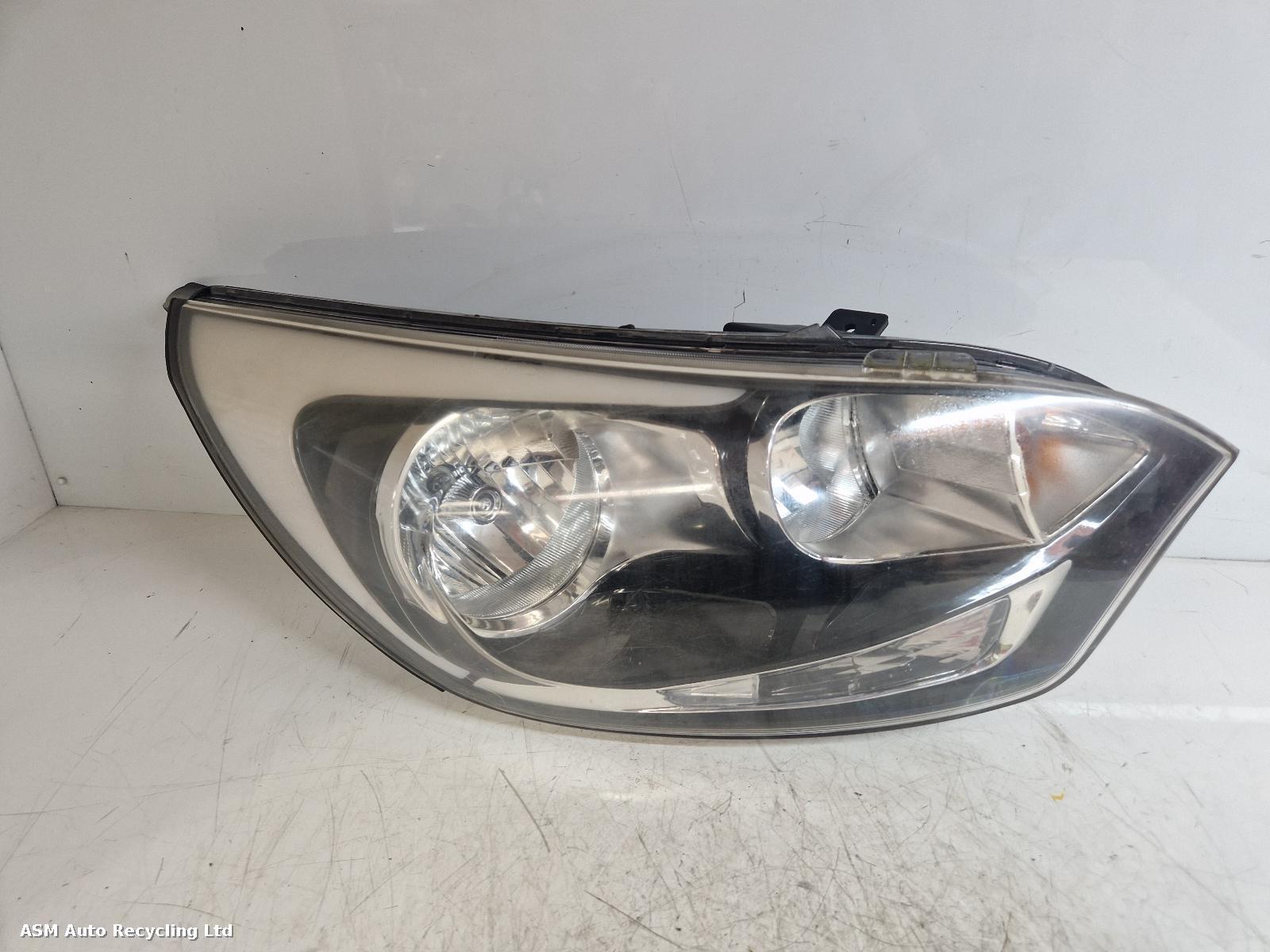 View Auto part R Headlamp Kia Rio 2015