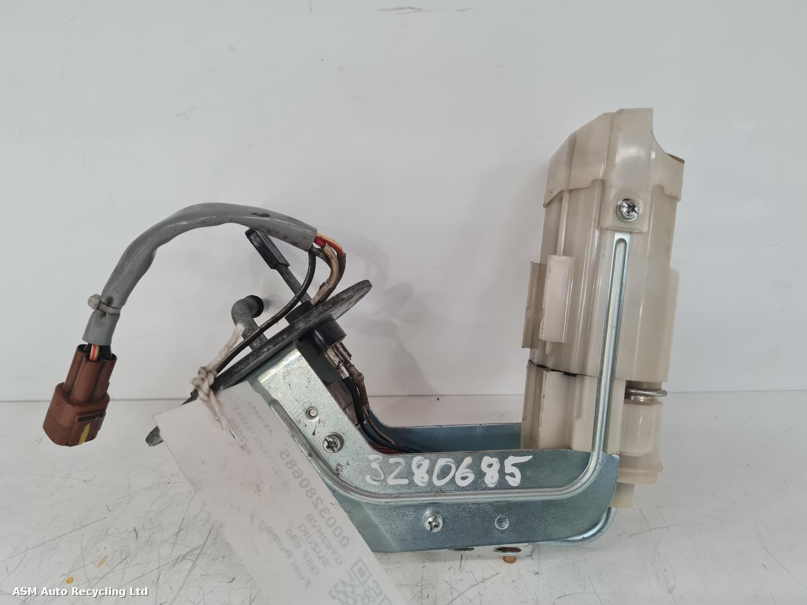 View Auto part Fuel Pump Suzuki Gsf 650 2009
