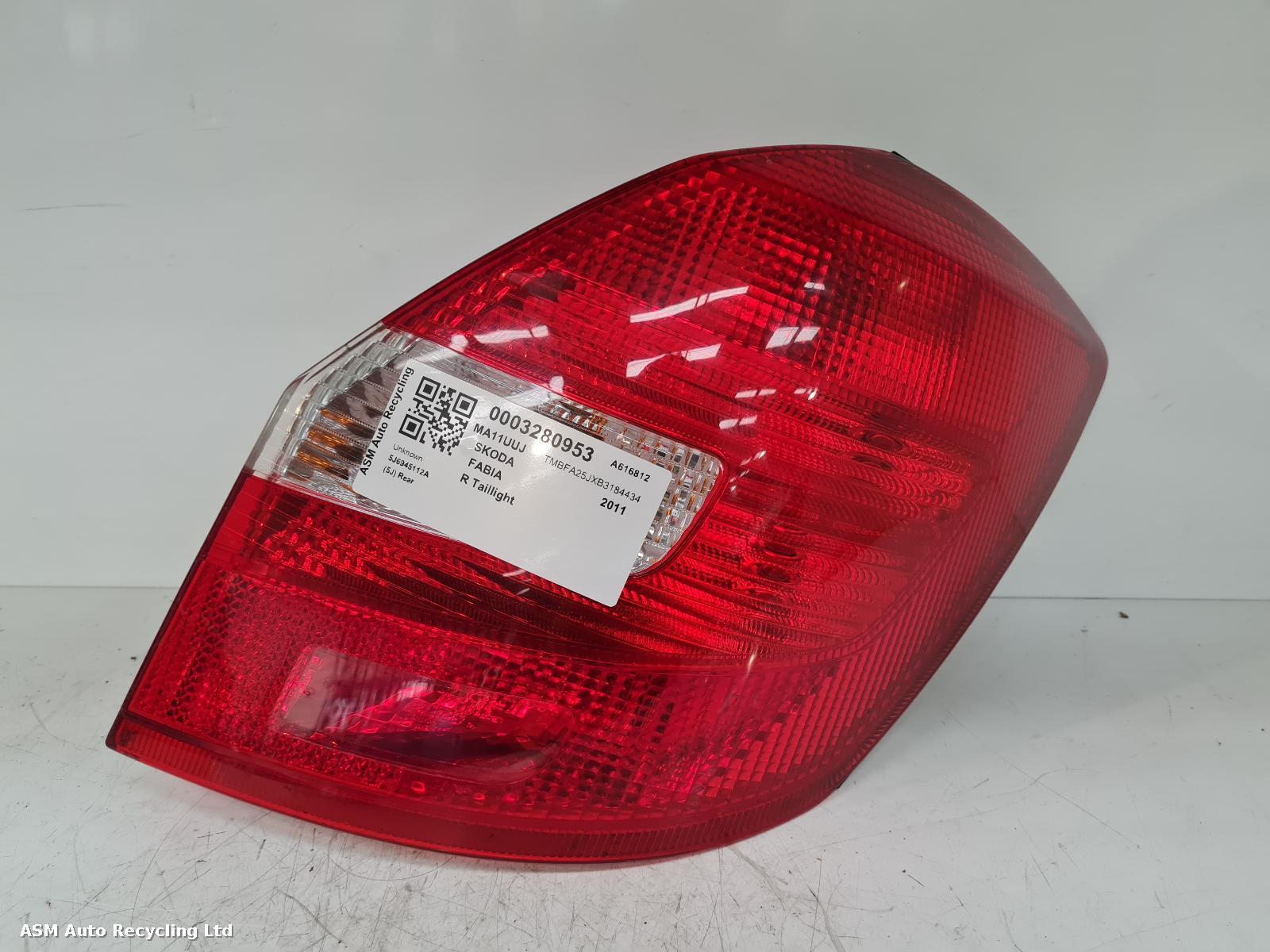 View Auto part R Taillight Skoda Fabia 2011