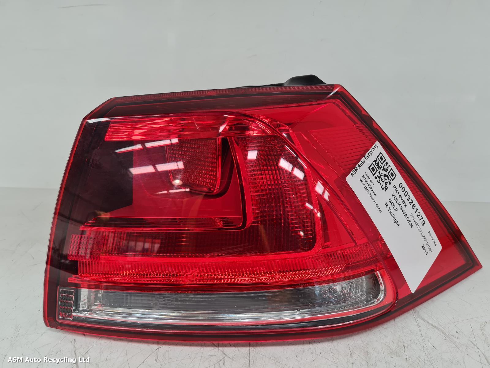 View Auto part R Taillight Volkswagen Golf 2014