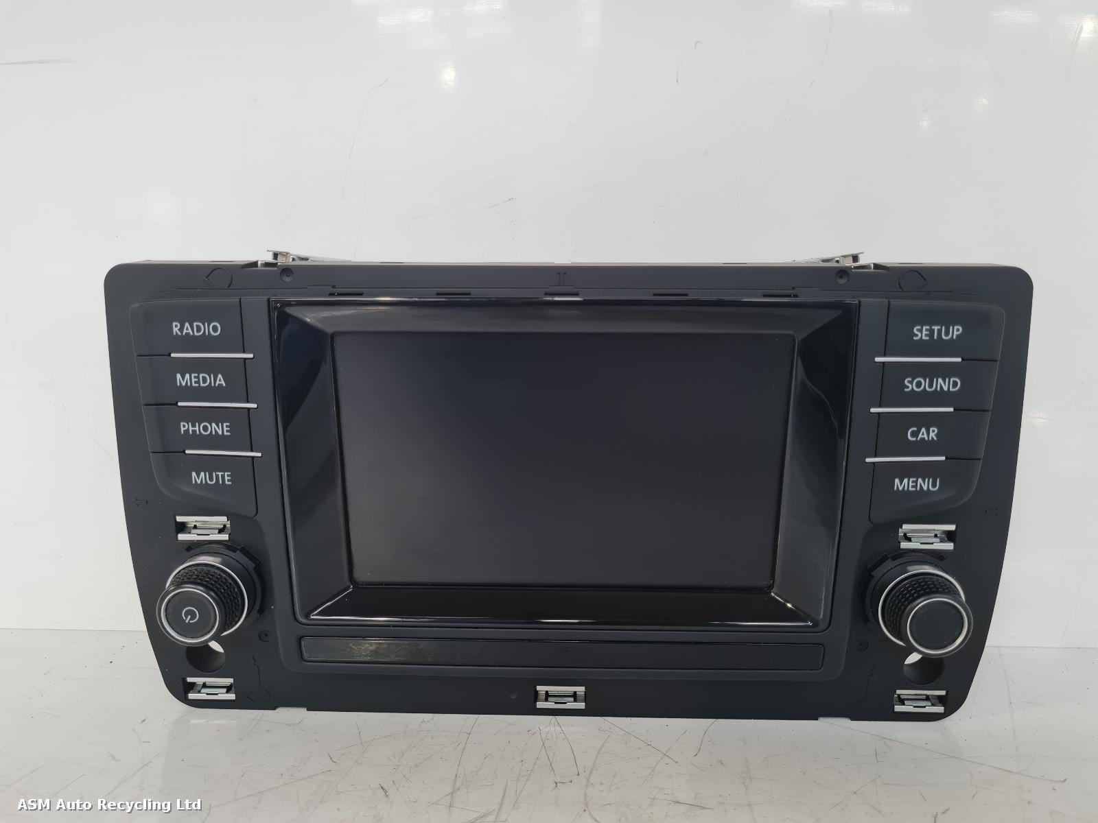 View Auto part A/V Equipment Volkswagen Golf 2014