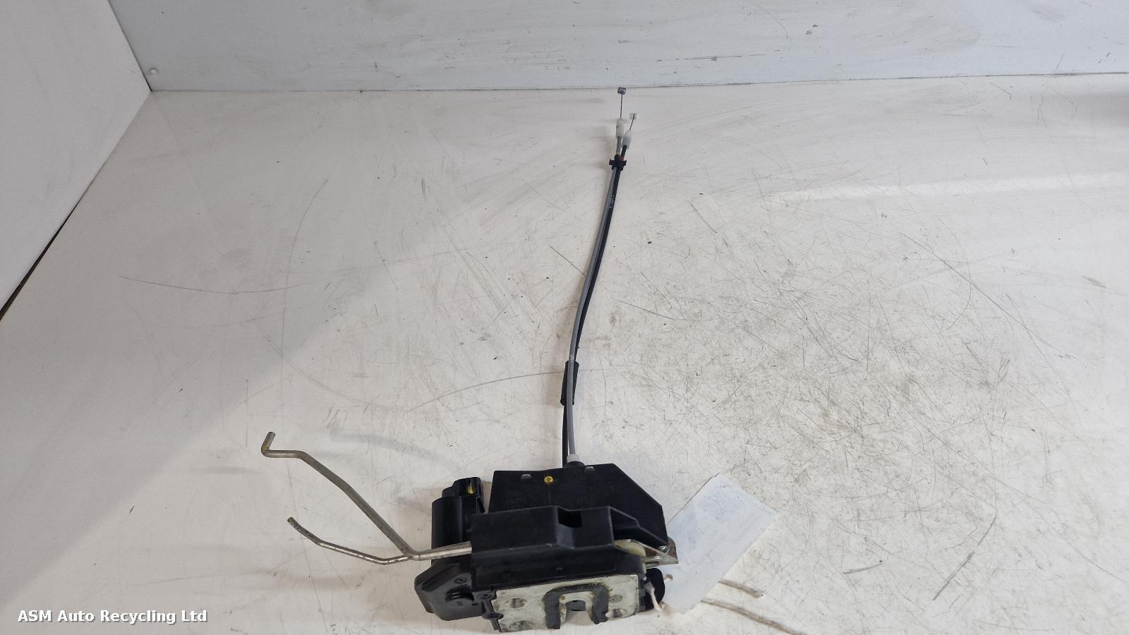 View Auto part Door Lock Assembly Hyundai I10 2011