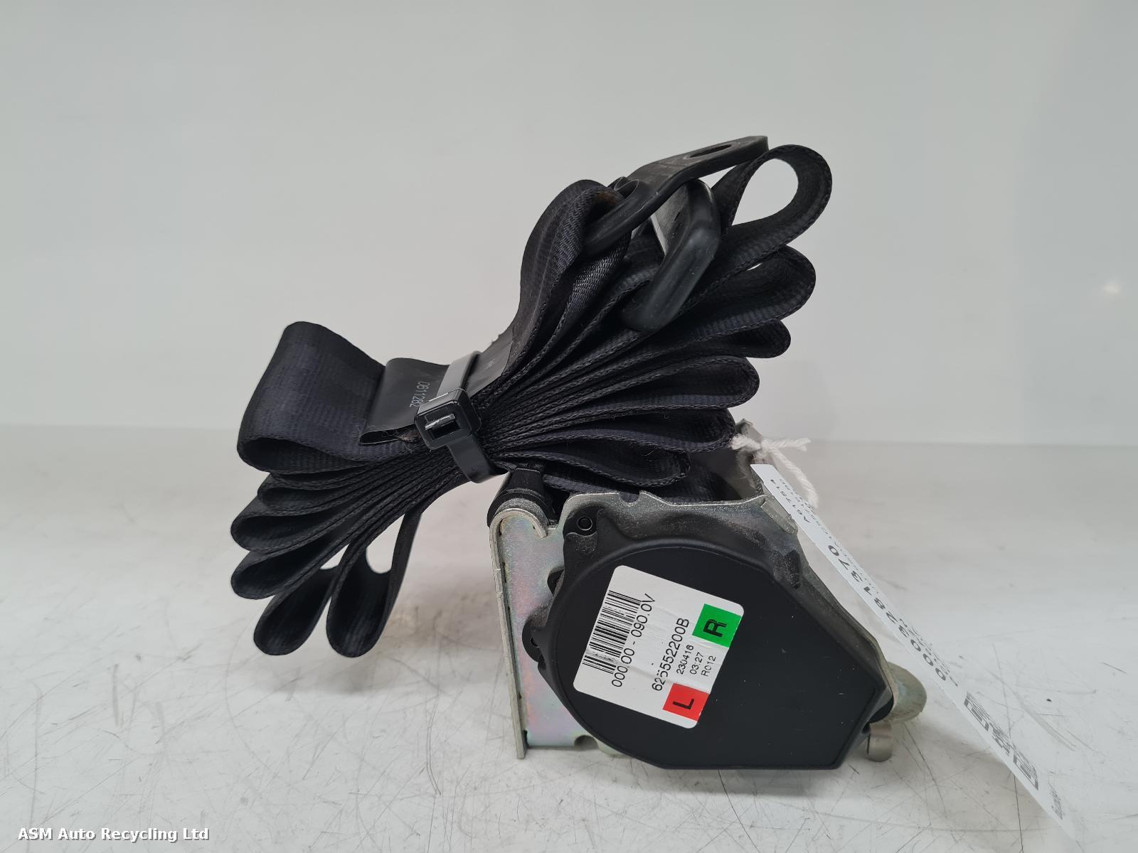 View Auto part Seat Belt Dacia Sandero Stepway 2016