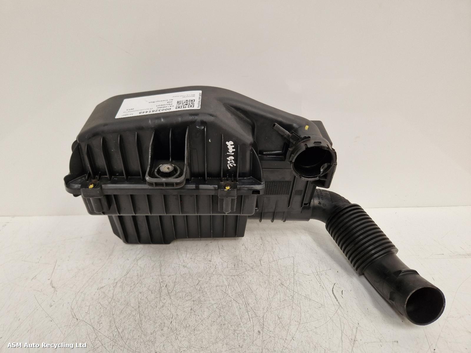 View Auto part Air Cleaner/Box Peugeot 208 2013