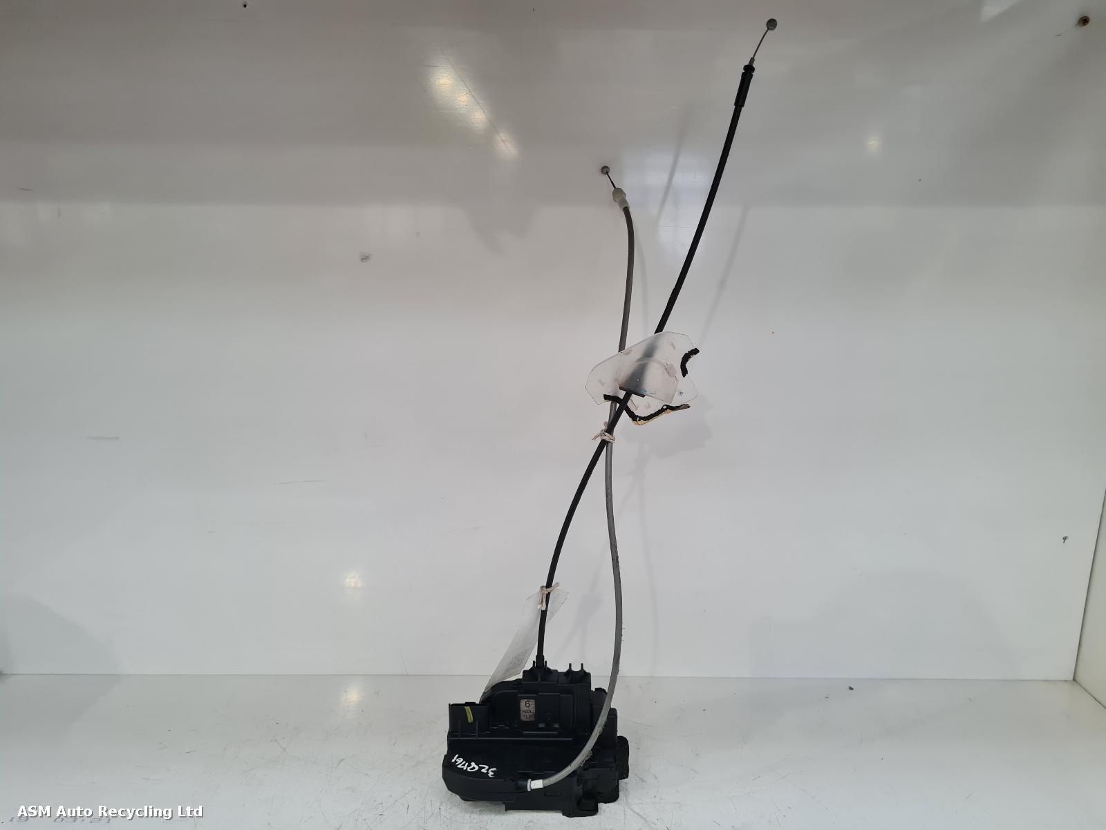 View Auto part Door Lock Assembly Nissan Qashqai 2009