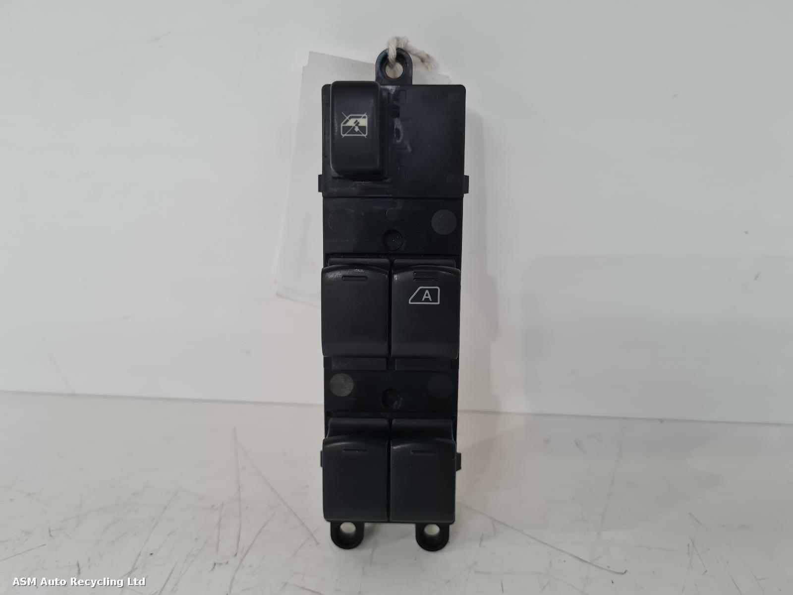 View Auto part Elect. Window Switch Nissan Qashqai 2009