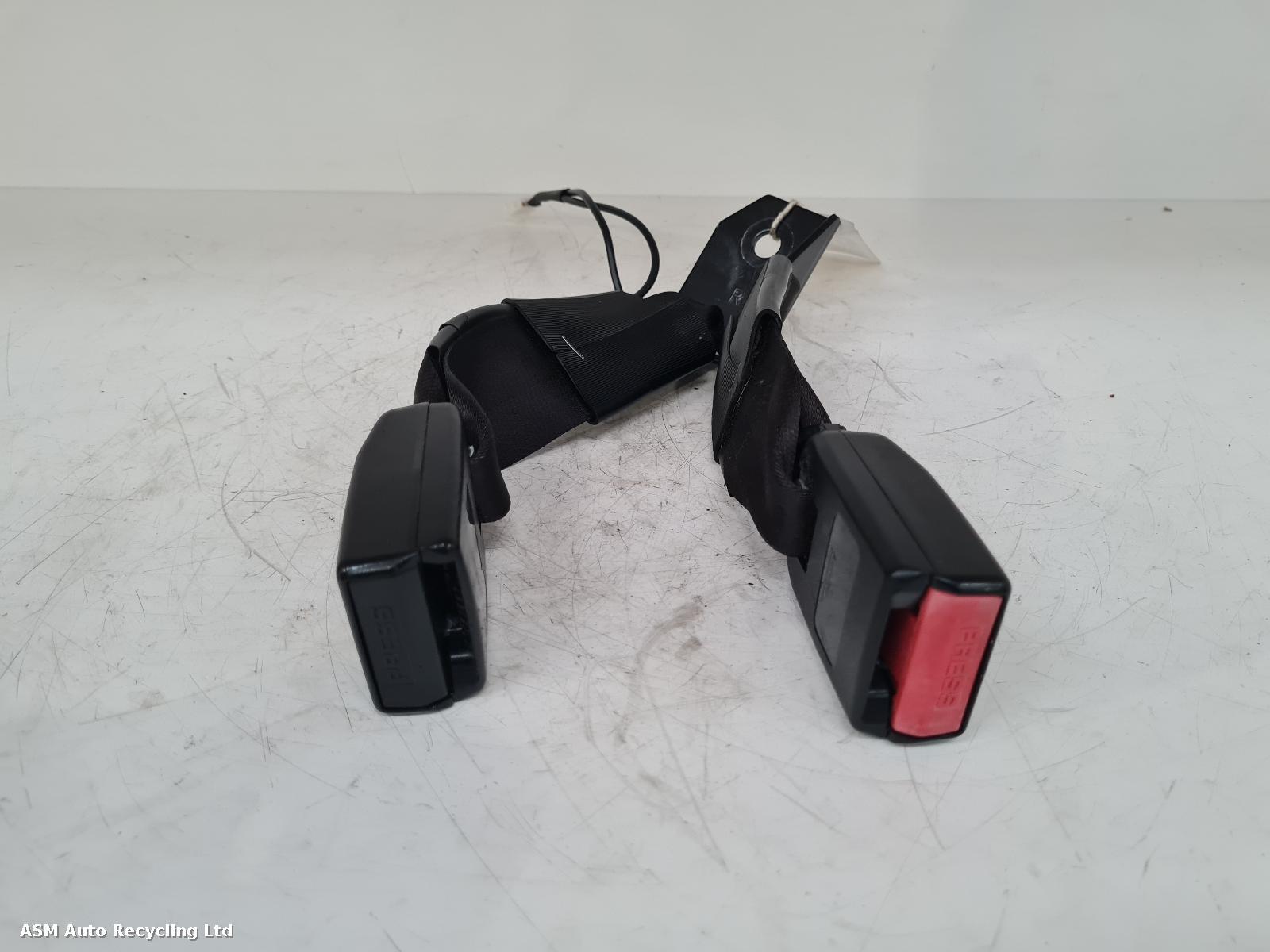 View Auto part Seat Belt Nissan Qashqai 2009