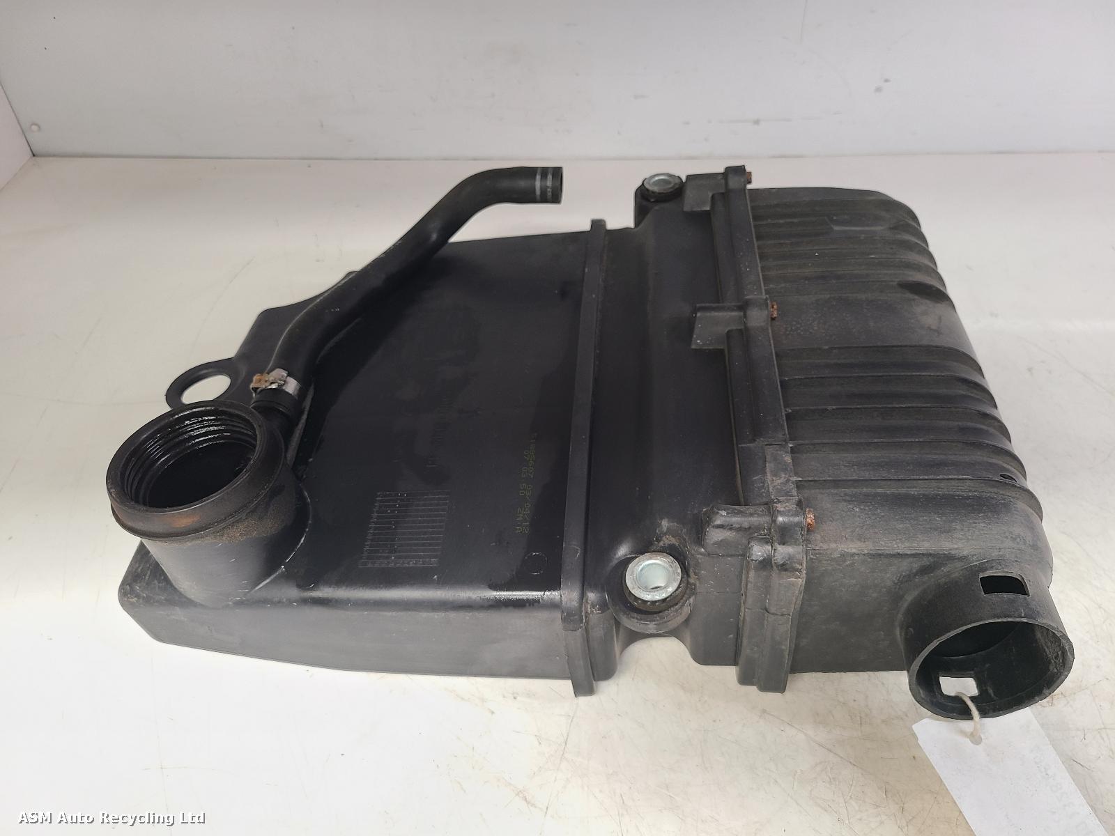 View Auto part Air Cleaner/Box Ford Ka 2012