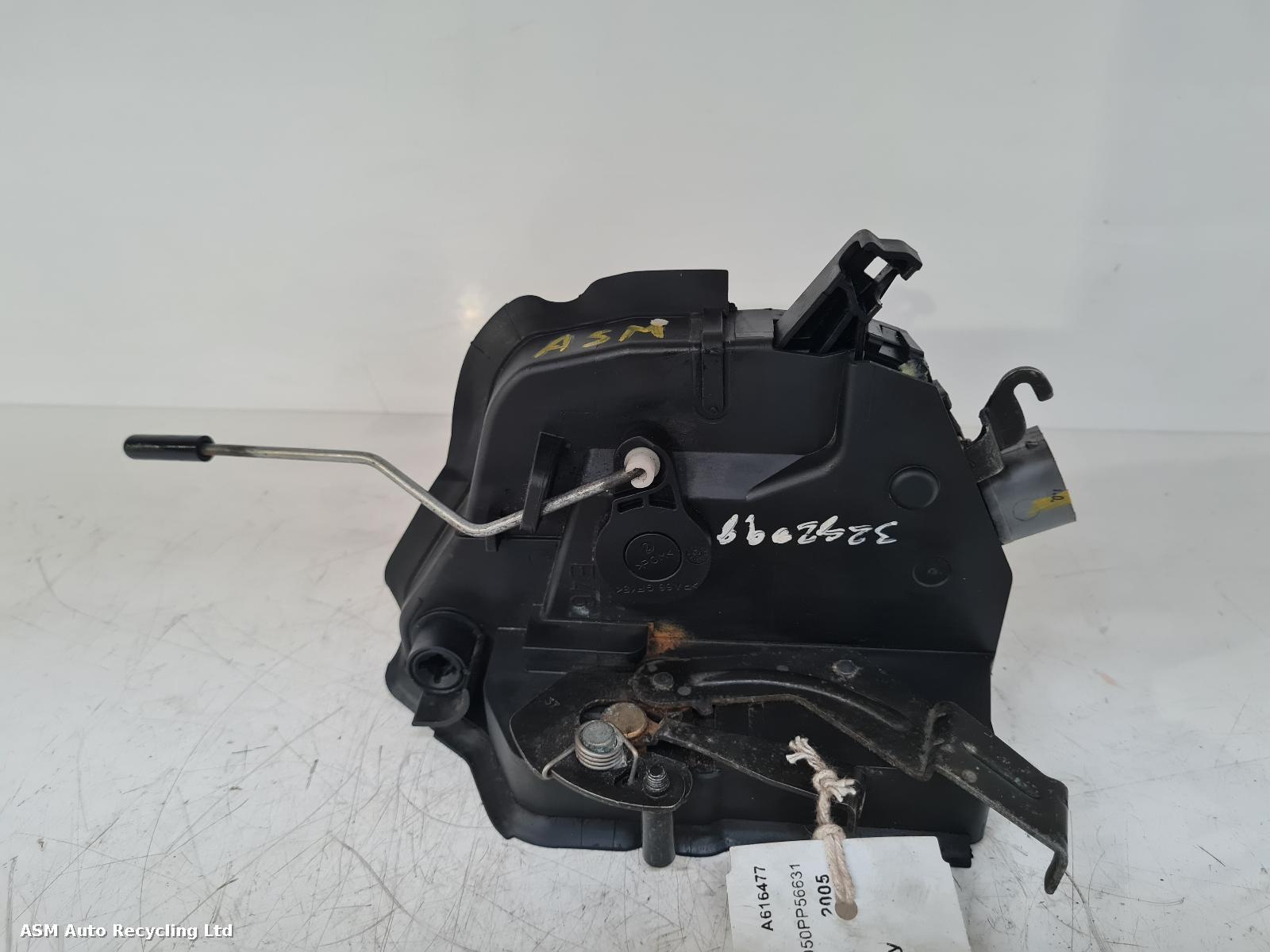 View Auto part Door Lock Assembly Bmw 3 Series 2005