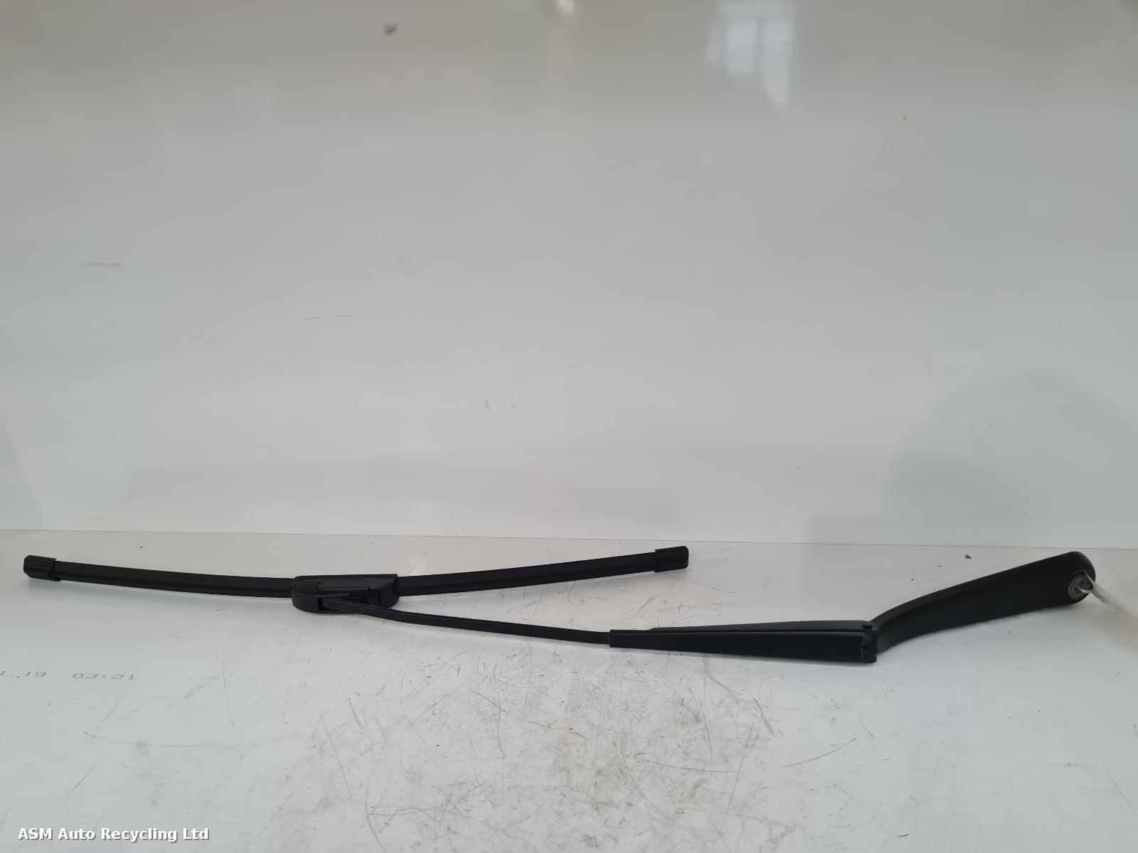 View Auto part Wiper Arm Bmw X3 2010
