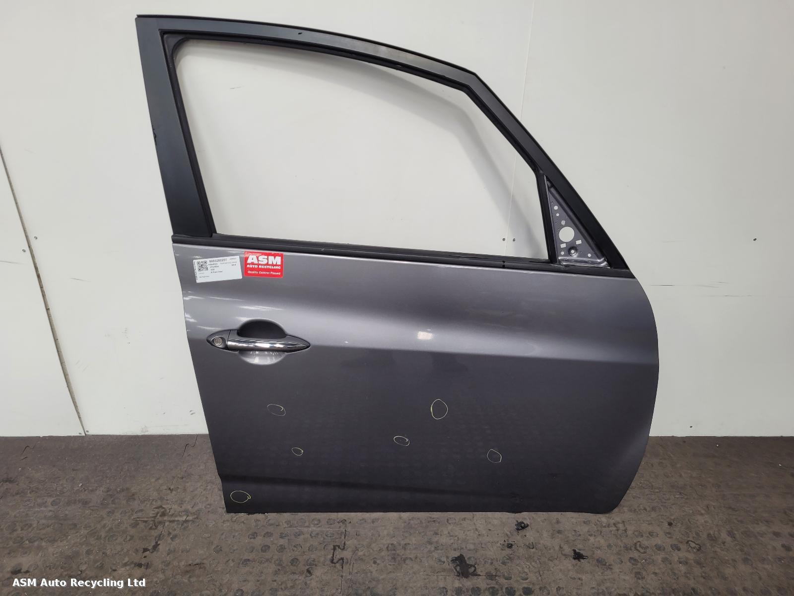 View Auto part R Front Door Hyundai Ix20 2014