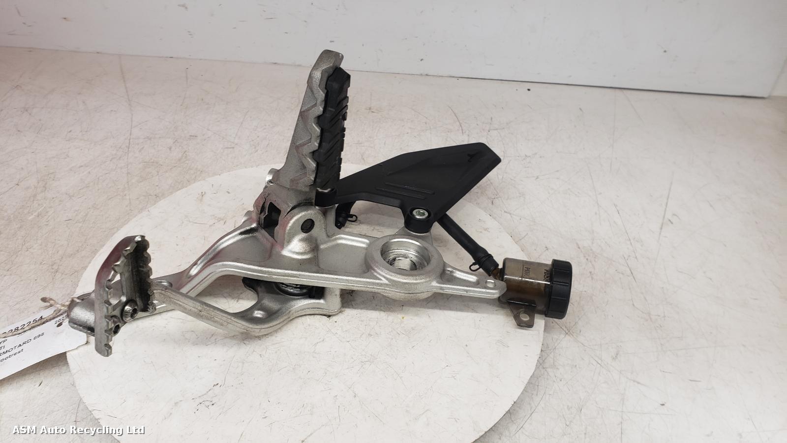 View Auto part Right Footrest Ducati Hypermotard 698 2025