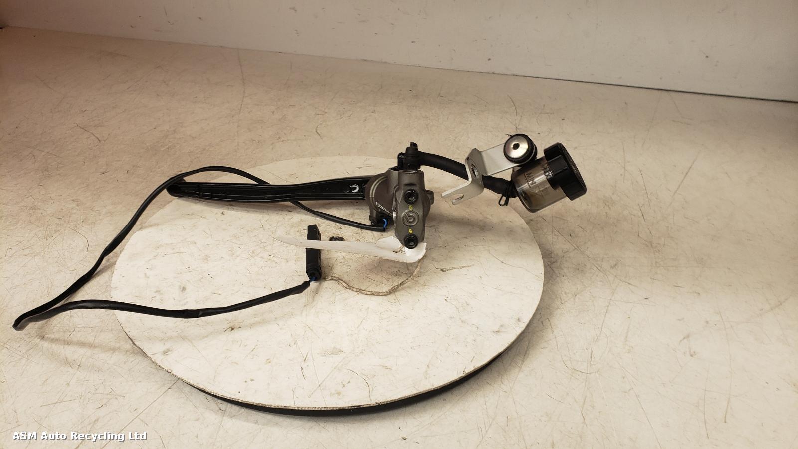 View Auto part Clutch Master Cylinder Ducati Hypermotard 698 2025