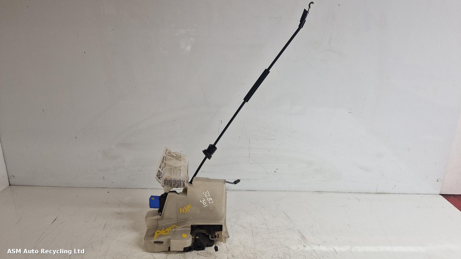 View Auto part Door Lock Assembly Volkswagen Polo 2005