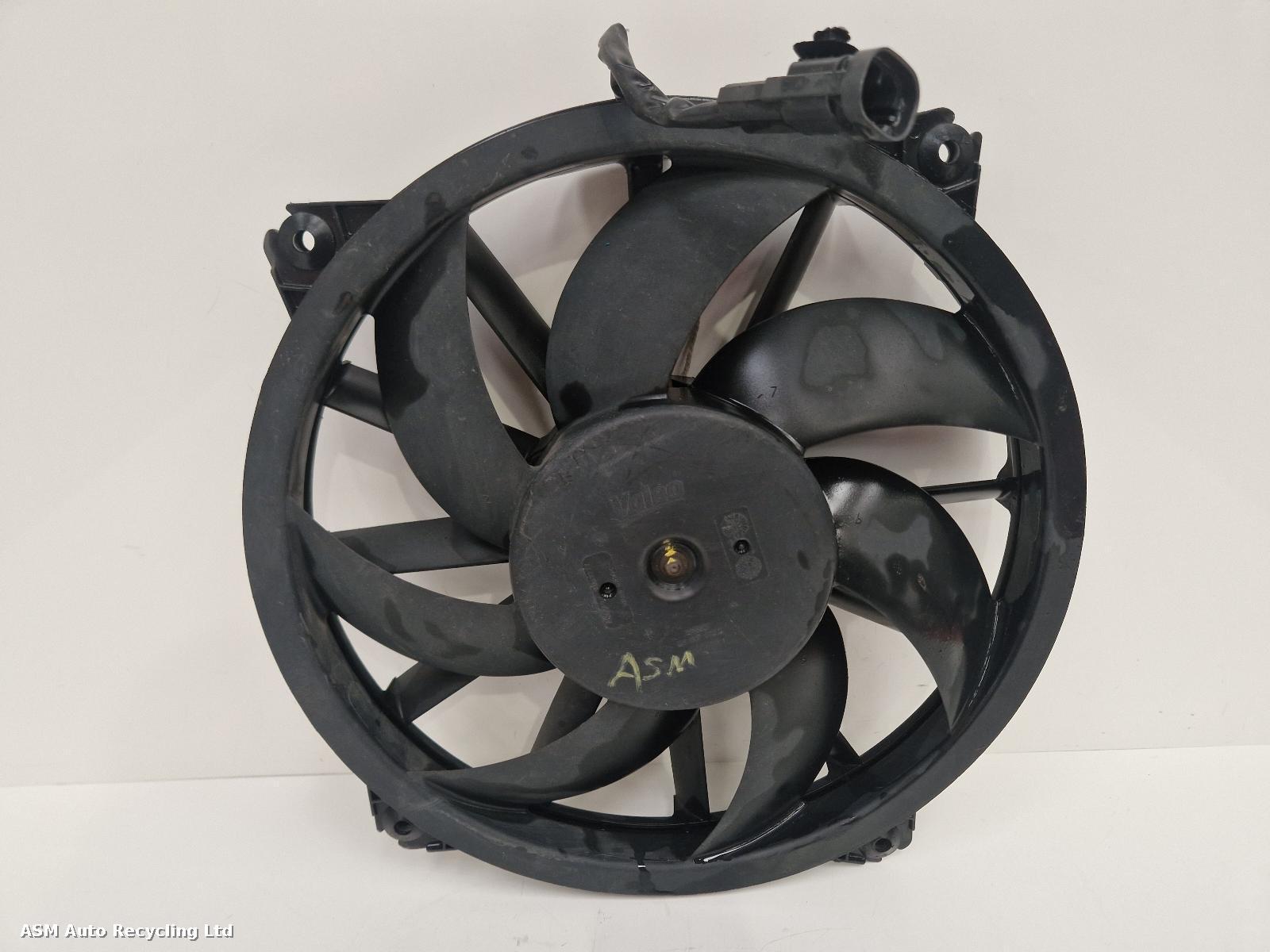 View Auto part Engine Cooling Motor Citroen Berlingo 2013