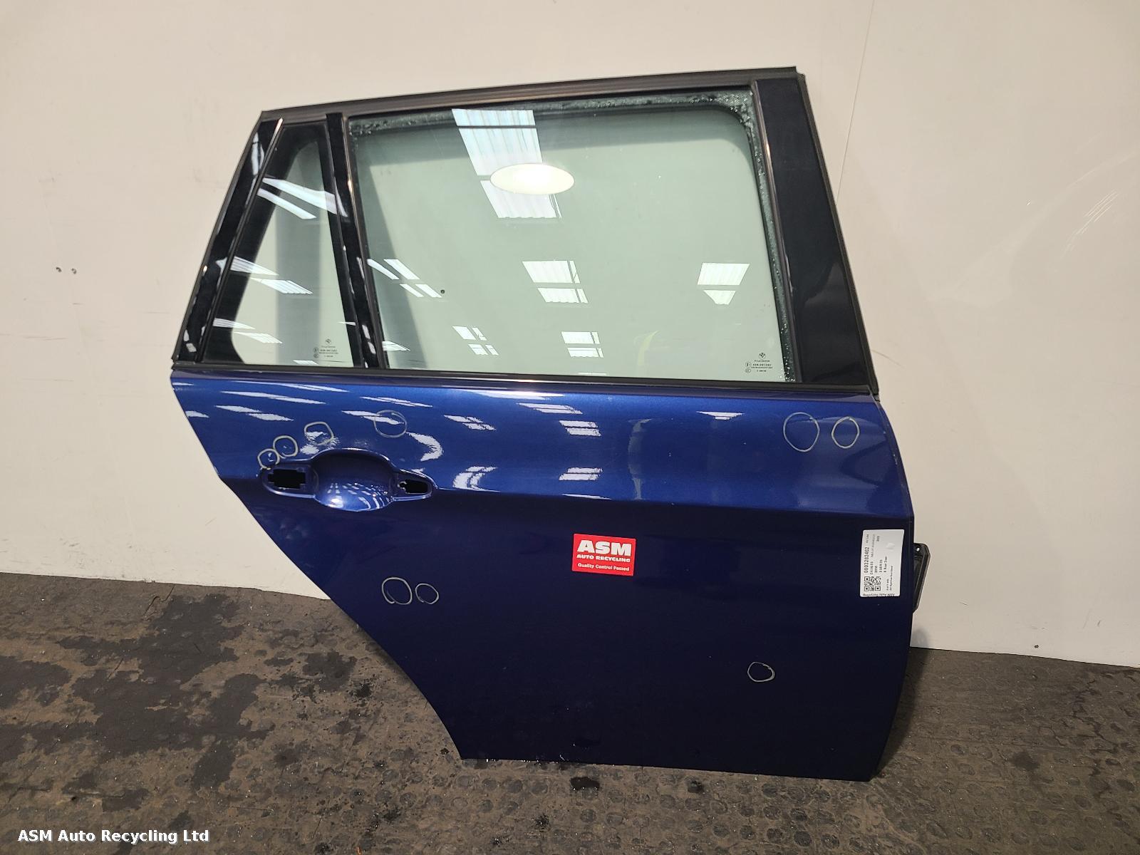 View Auto part R Rear Door Bmw 3 Series 2009
