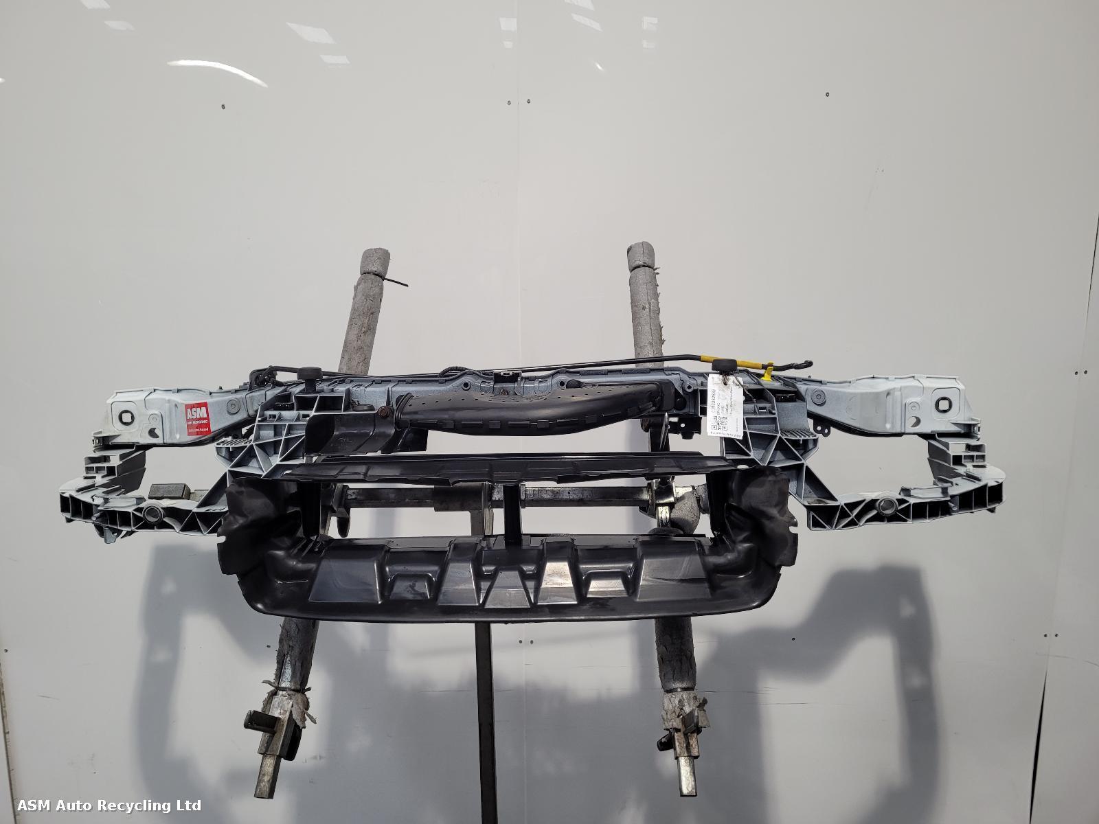 View Auto part Front Panel Ford Focus 2016