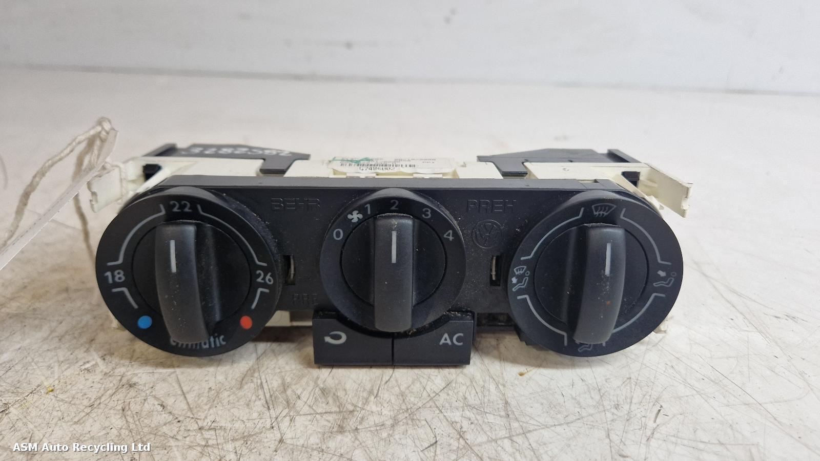 View Auto part Heater/AC Controller Volkswagen Polo 2009