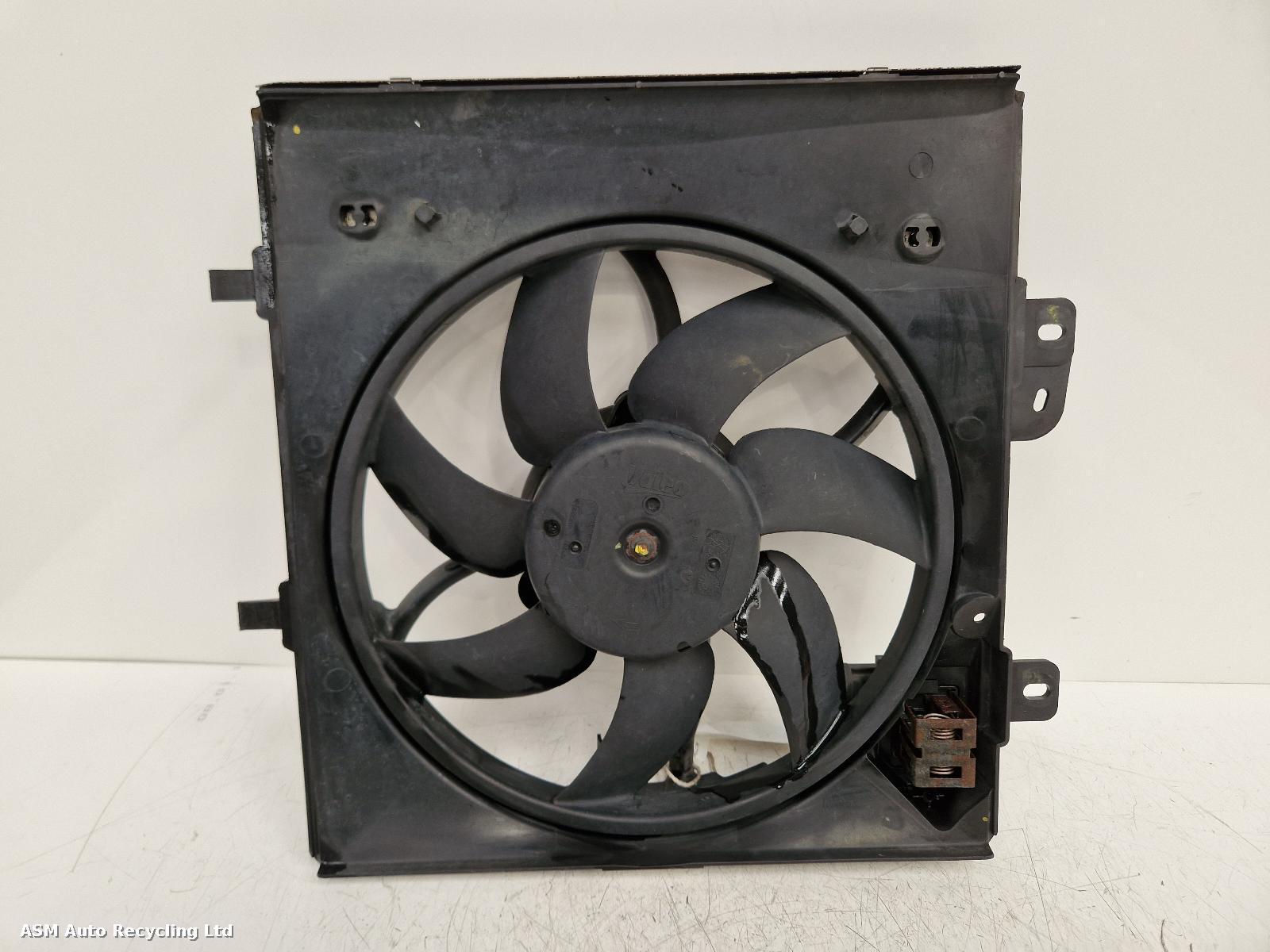 View Auto part Engine Cooling Motor Peugeot 208 2013