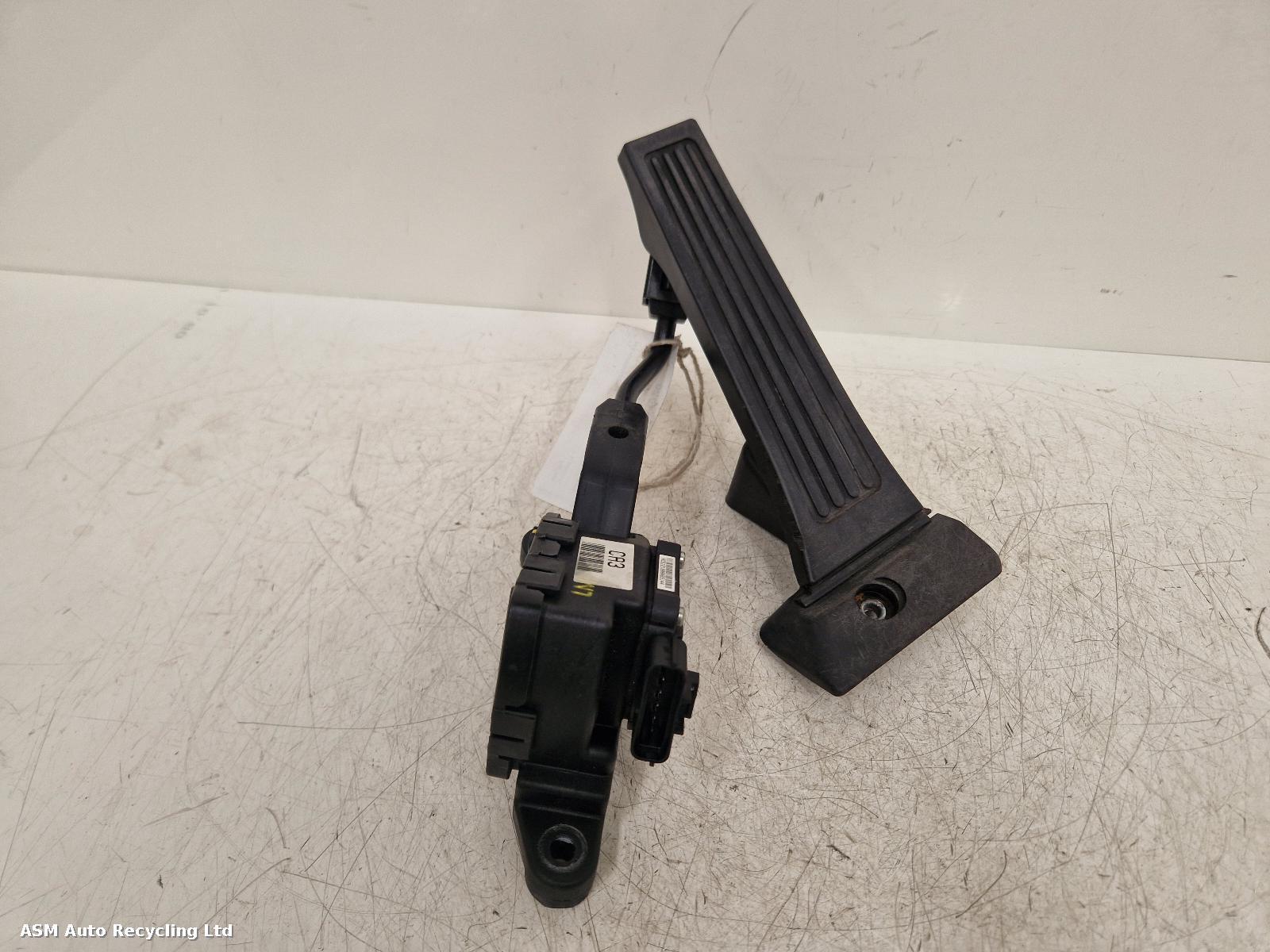 View Auto part Pedal Potentiometer Kia Sportage 2013