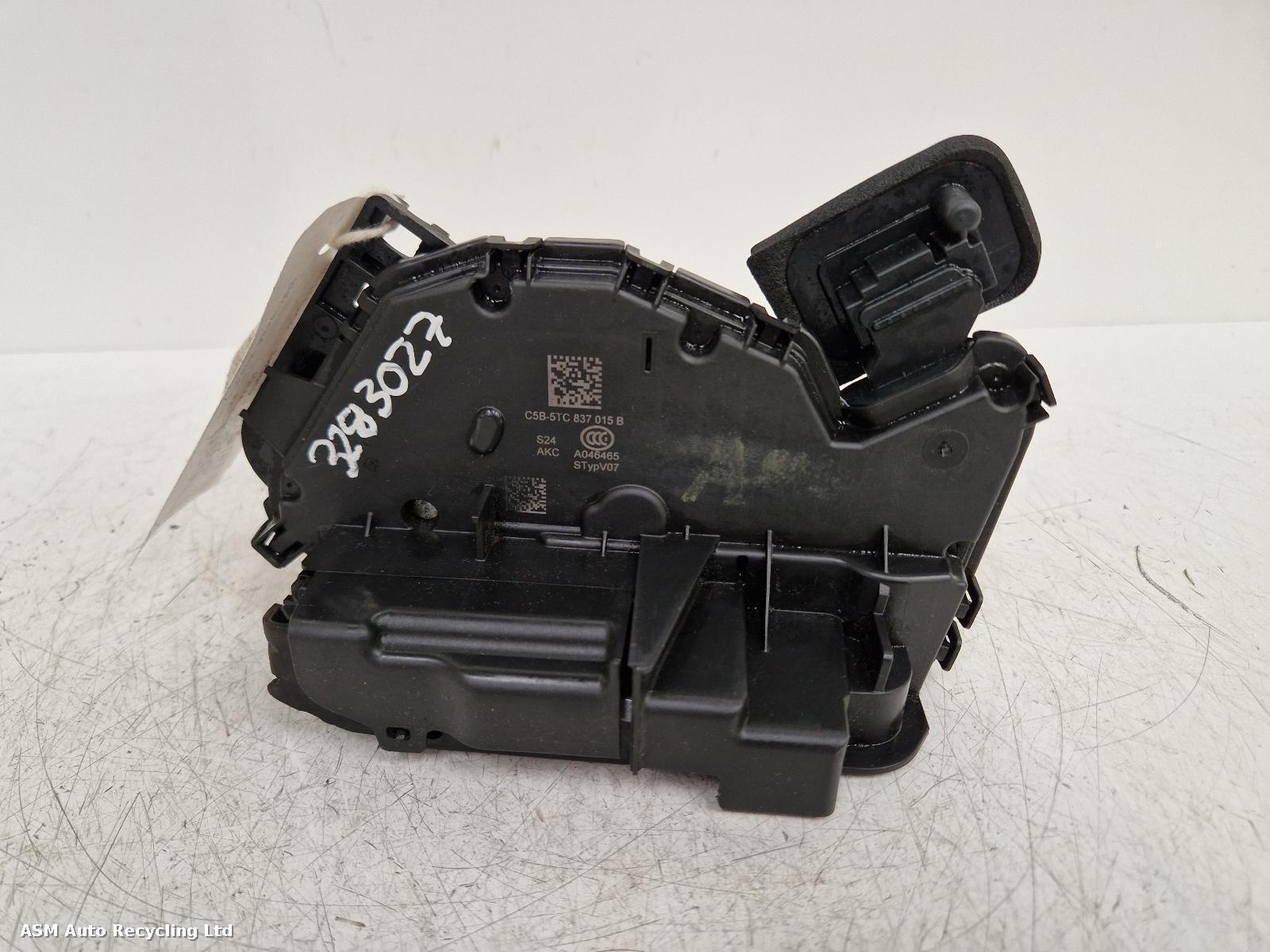View Auto part Door Lock Assembly Audi A1 2020