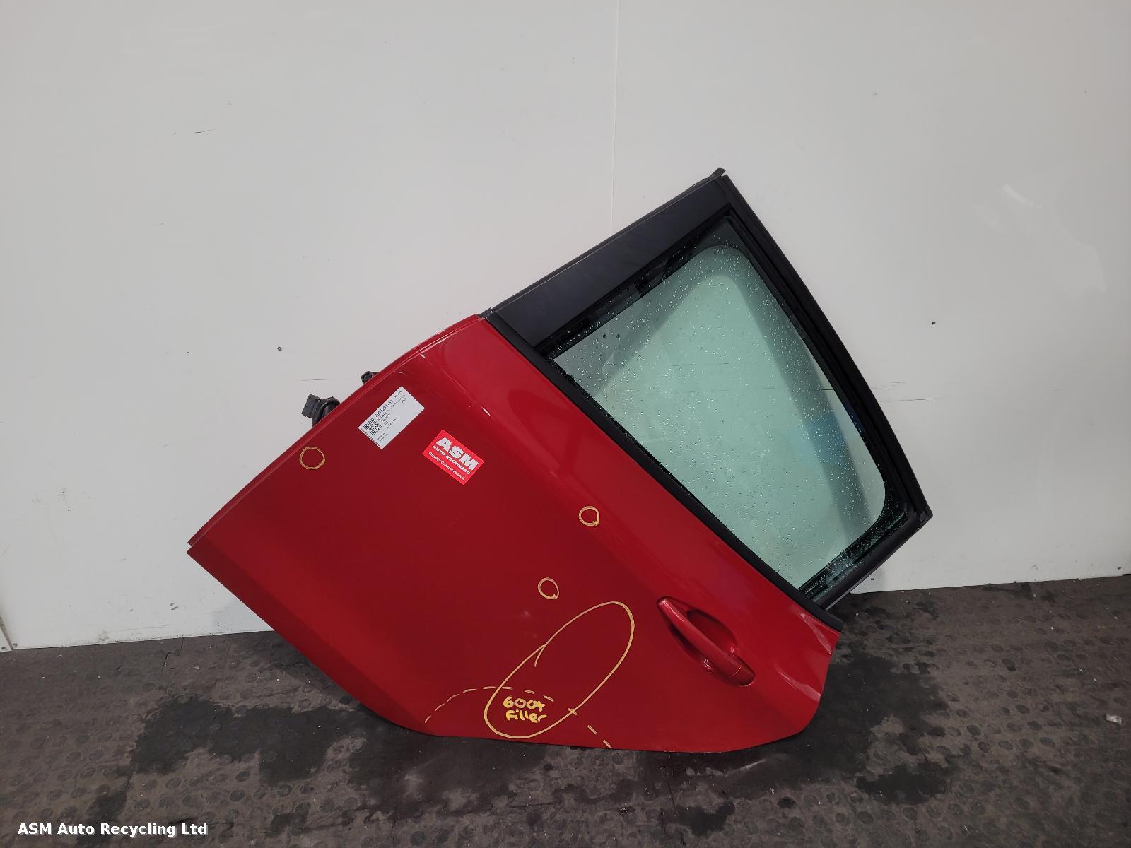 View Auto part L Rear Door Peugeot 208 2013