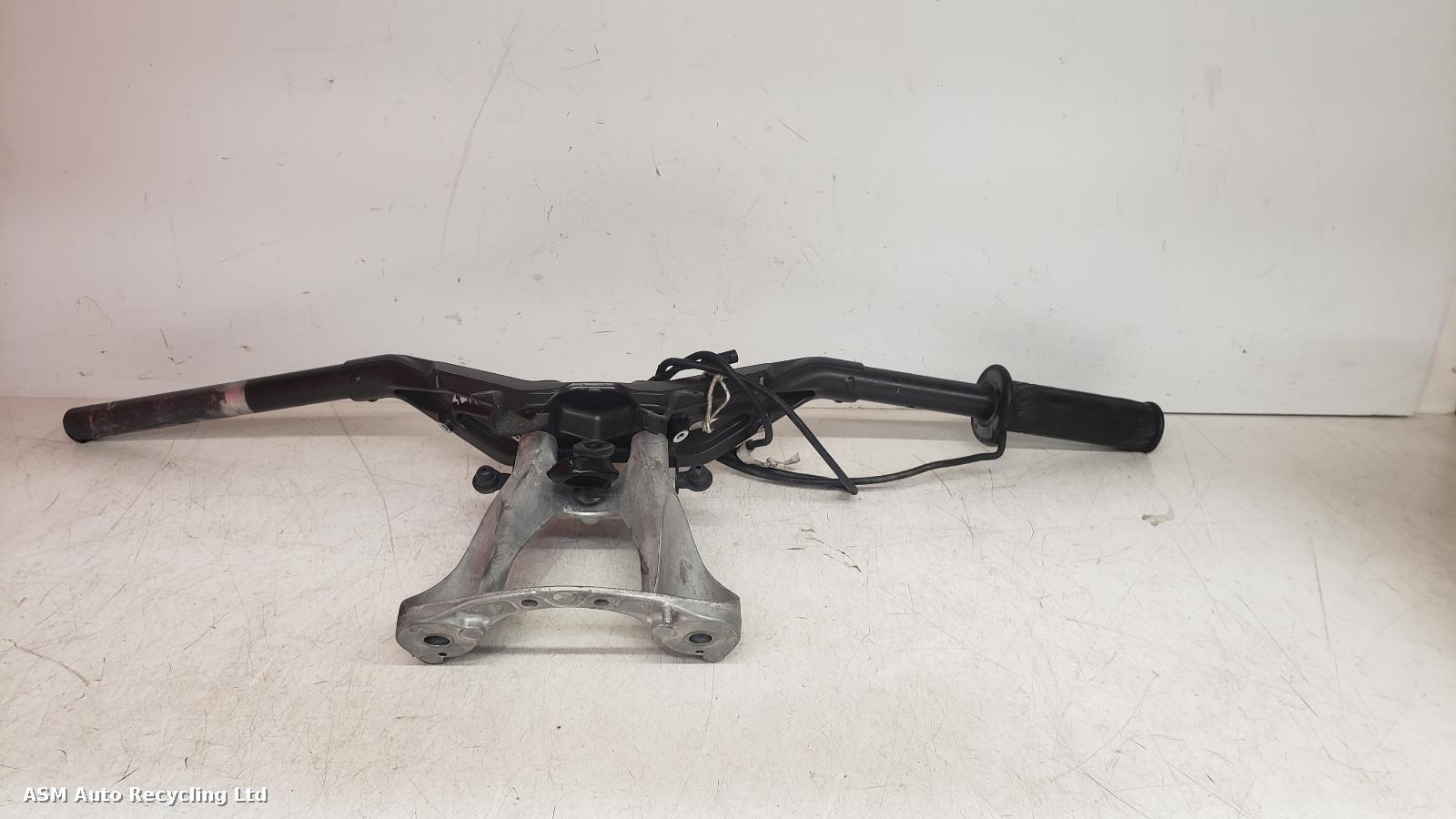 View Auto part Handle Bar Yamaha T Max 560 2022