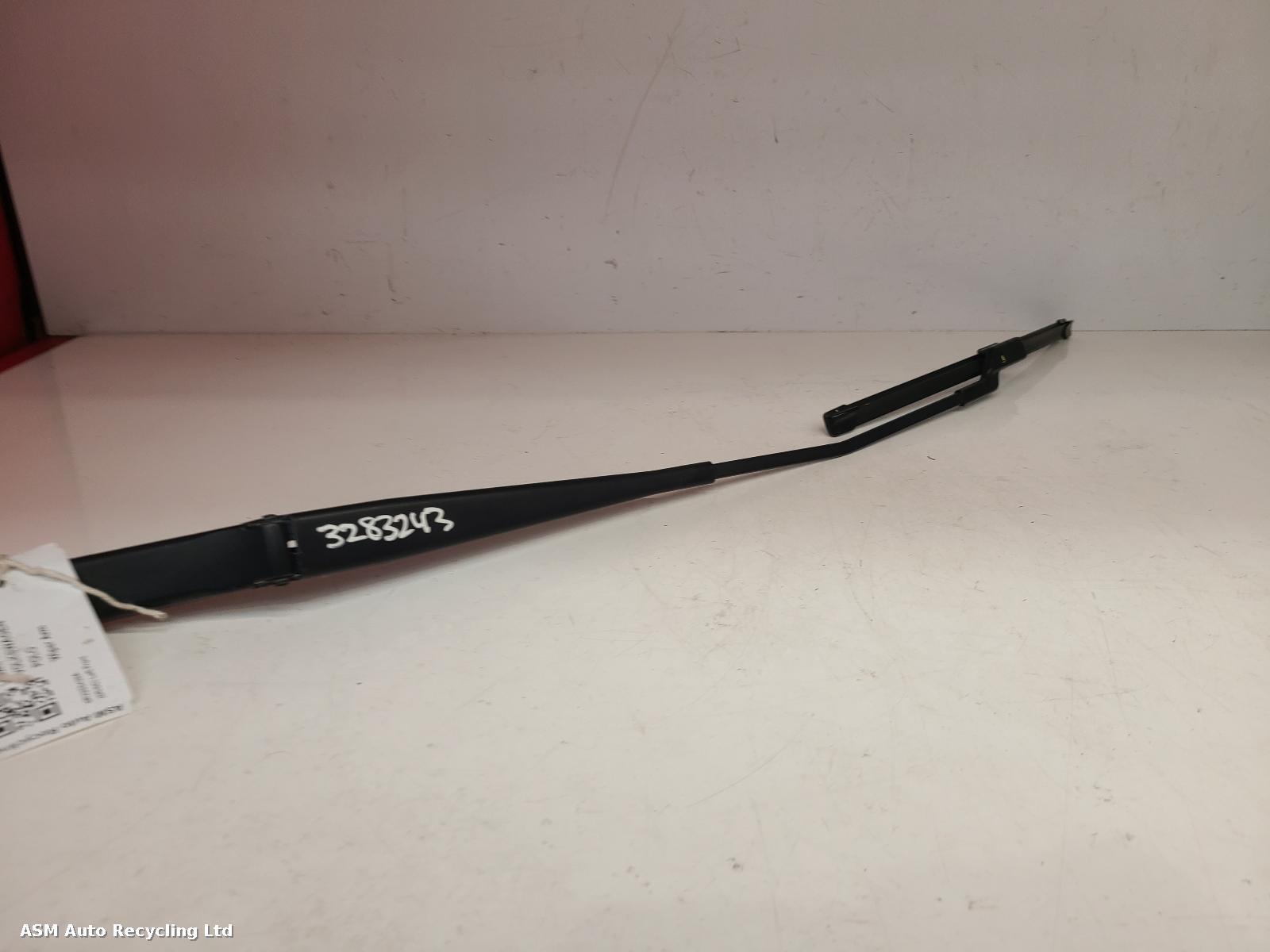 View Auto part Wiper Arm Volkswagen Polo 2012