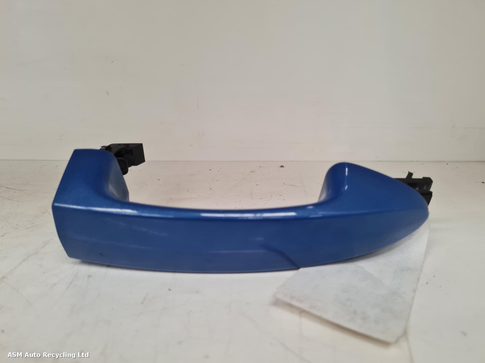 View Auto part Door Handle Ford Fiesta 2013