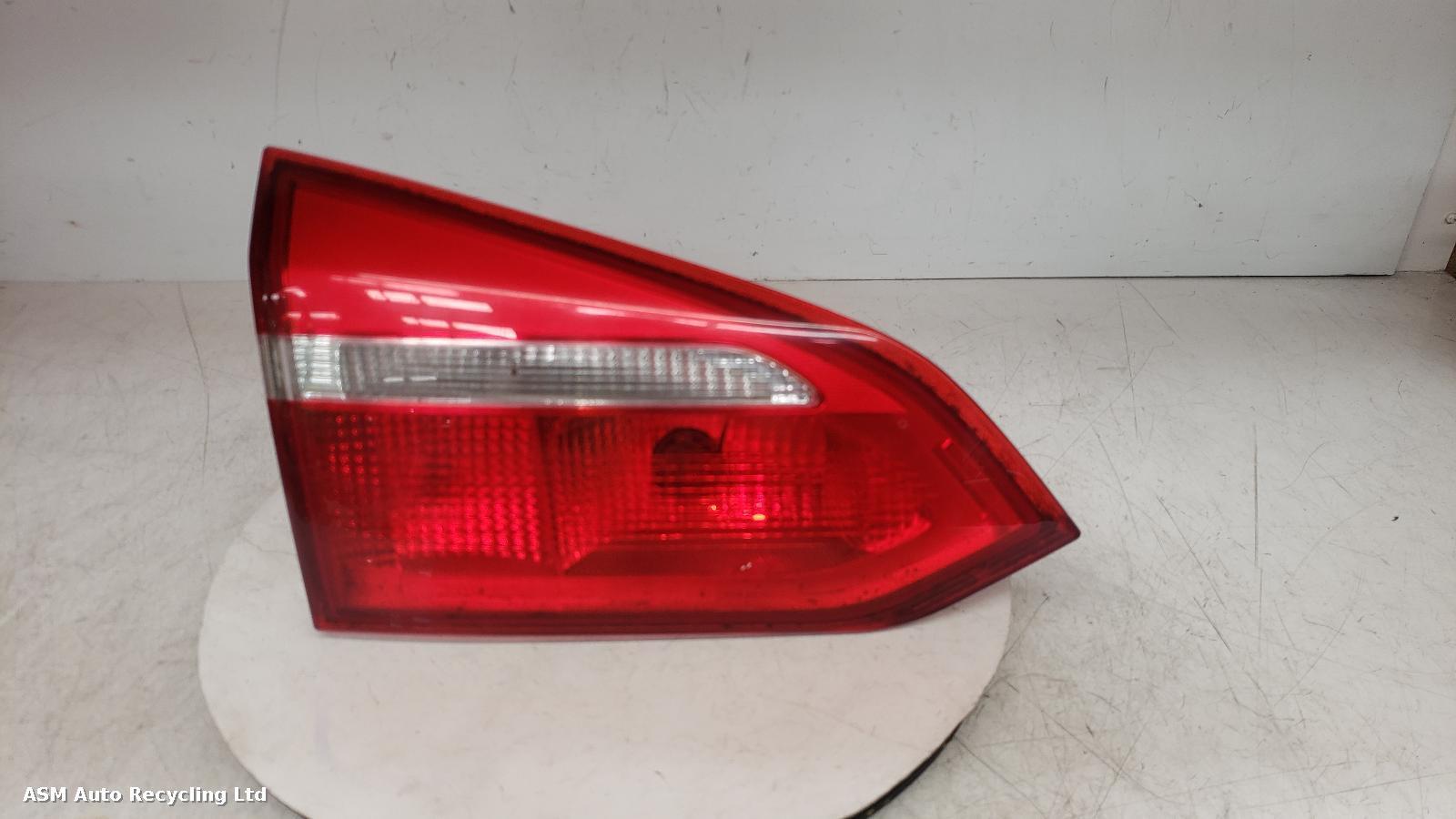View Auto part L Taillight Ford Focus 2015