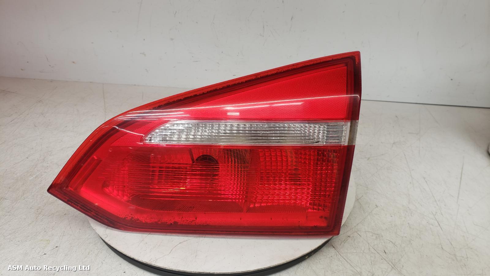 View Auto part R Taillight Ford Focus 2015