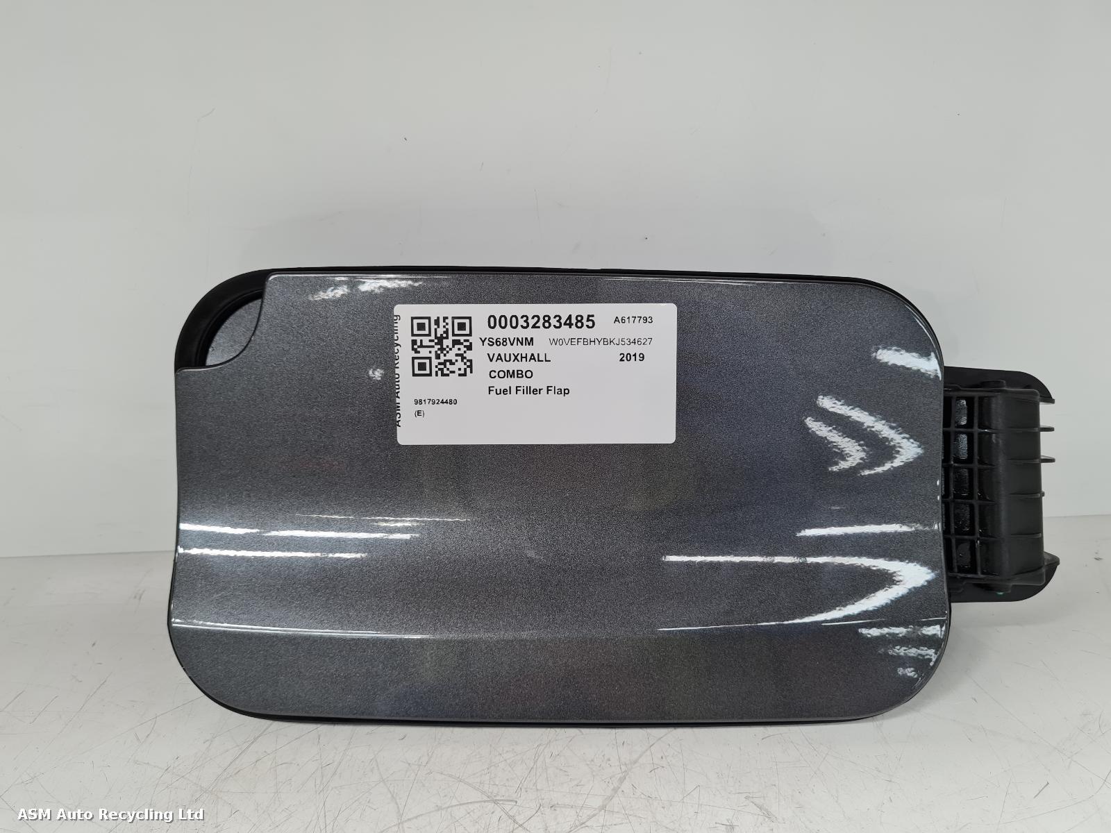 View Auto part Fuel Filler Flap Vauxhall Combo 2019