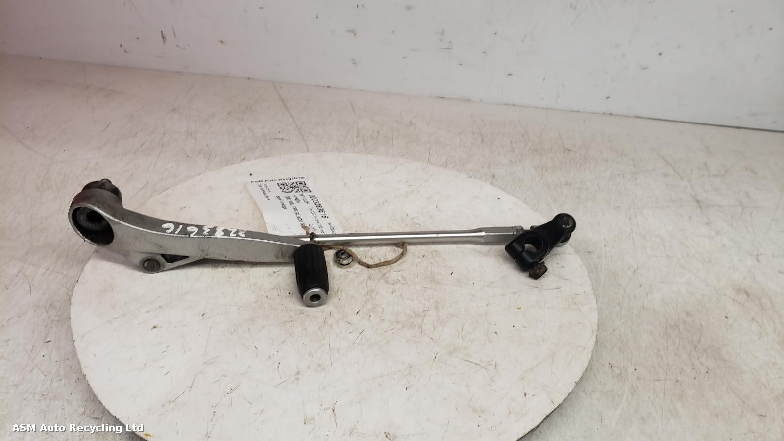 View Auto part Gear Linkage Honda Cbr 1000 Fireblade Rr   2011