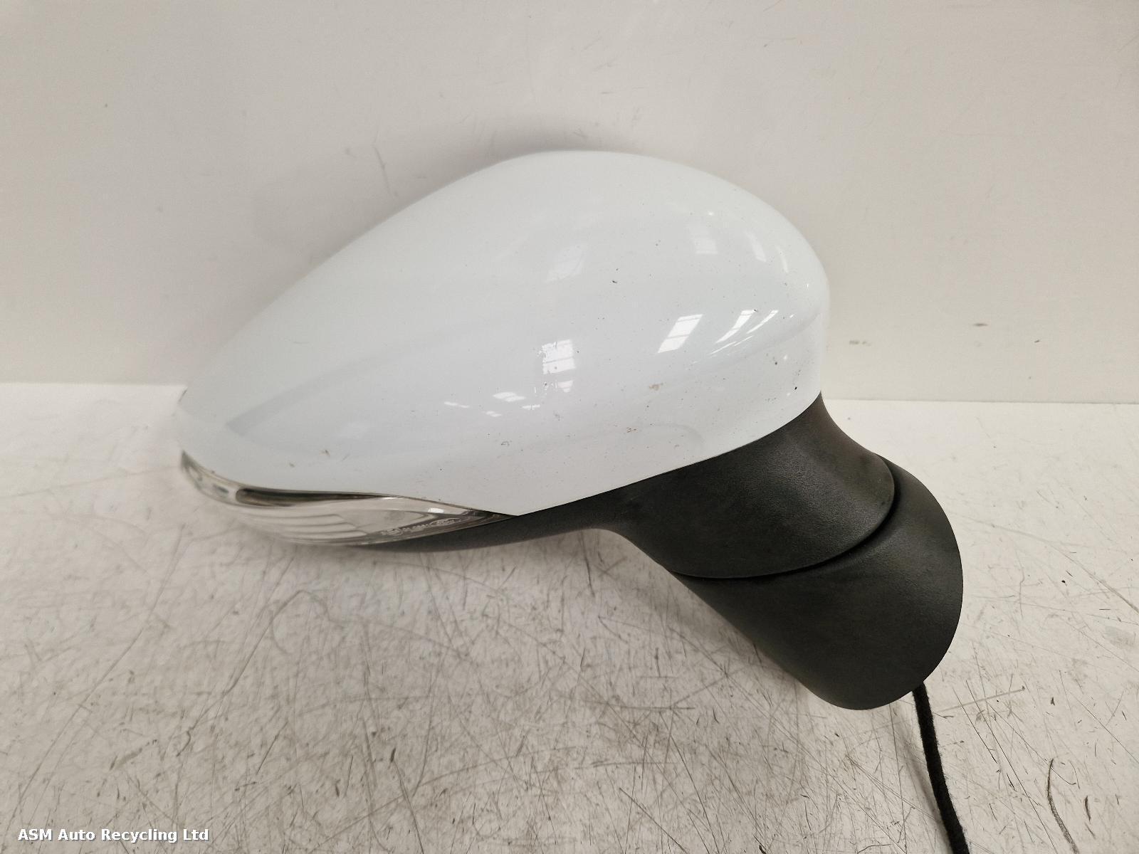 View Auto part R Door Mirror Ford Fiesta 2010