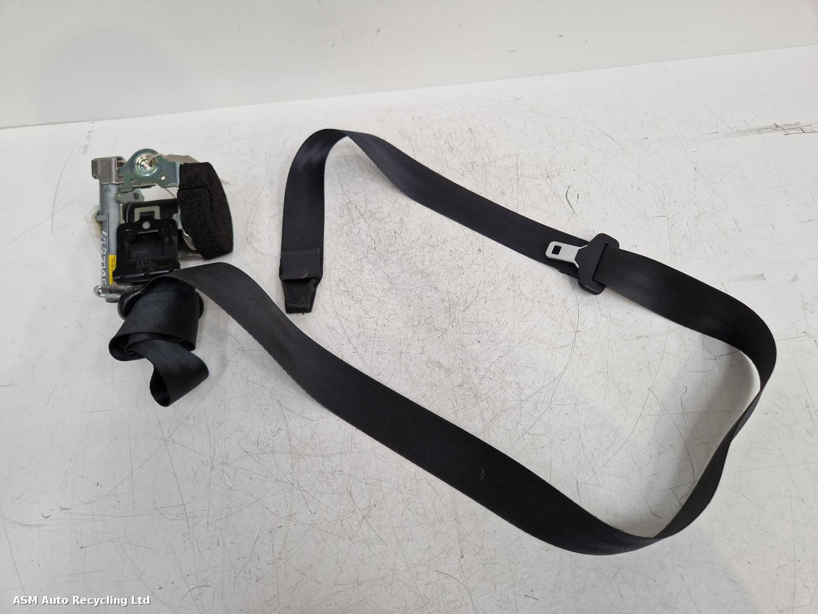 View Auto part Seat Belt Ford Fiesta 2010