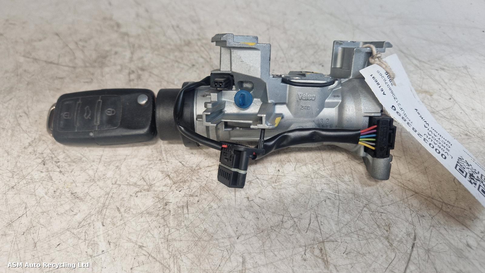 View Auto part Ignition W/Key Skoda Octavia 2006